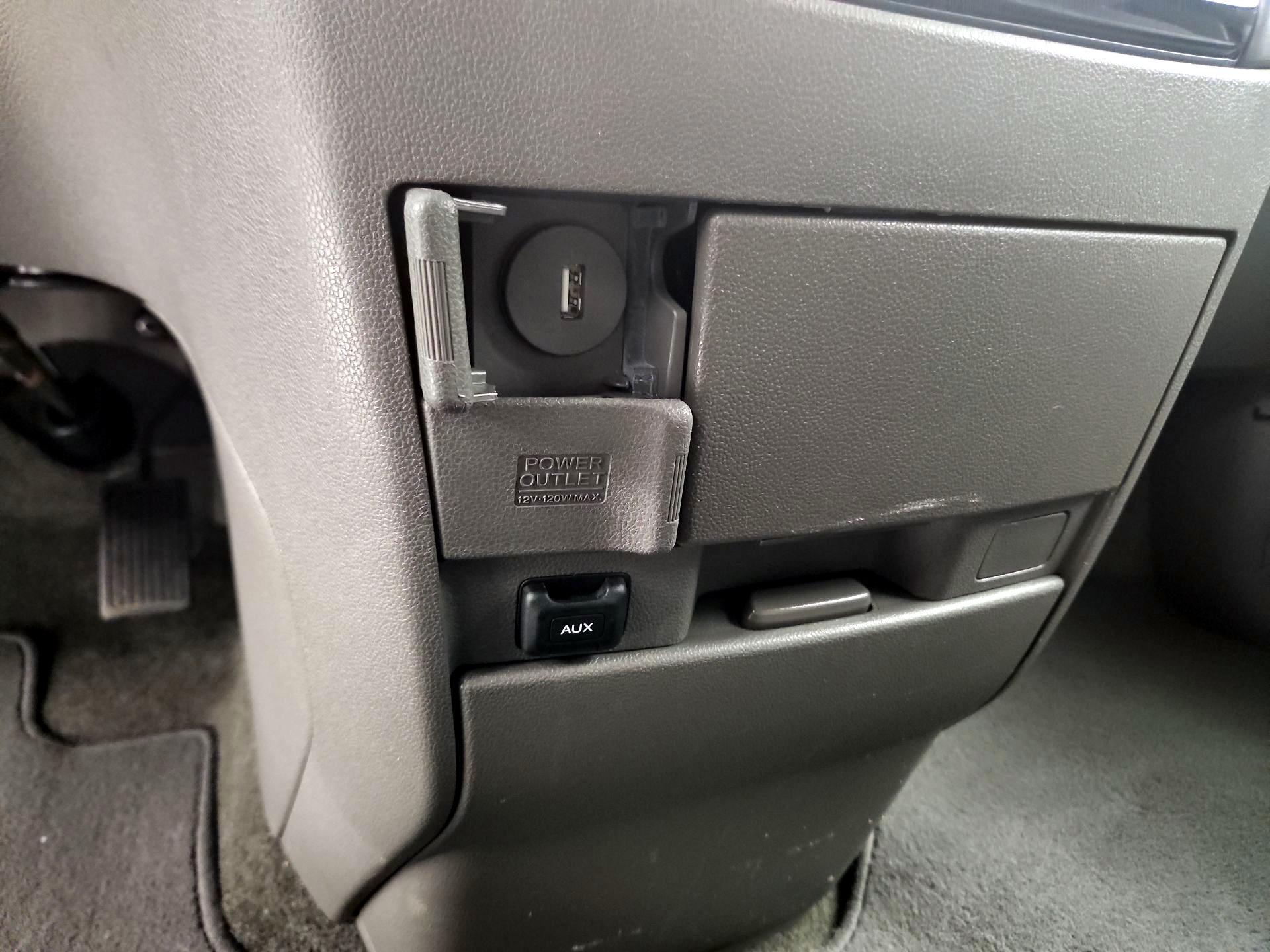 Thumbnail: 2014 Honda Odyssey - 18