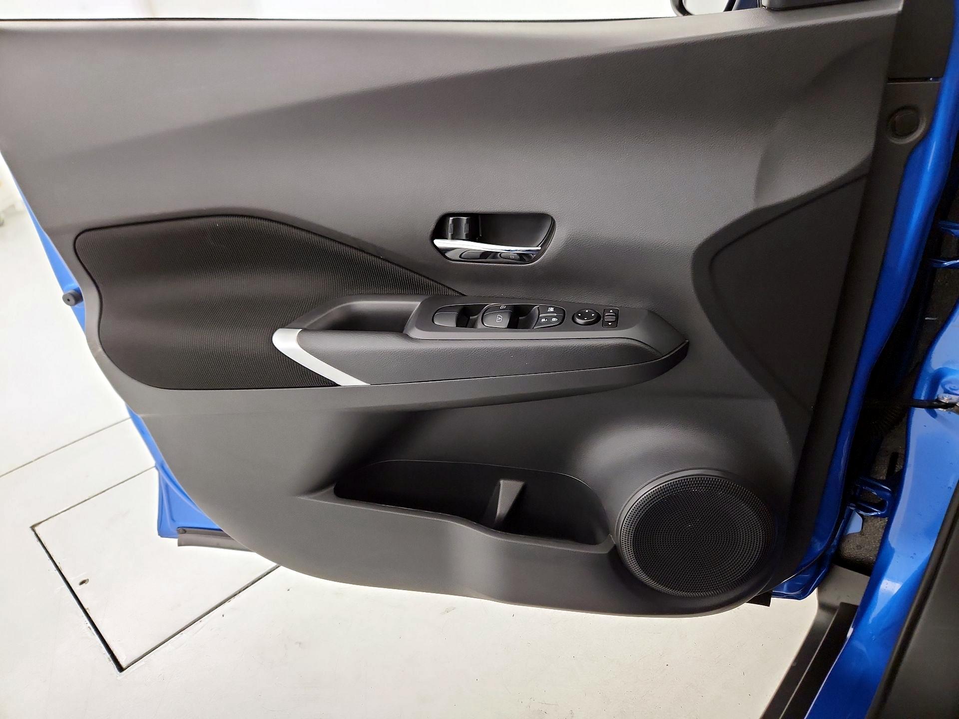 Thumbnail: 2024 Nissan Kicks - 12