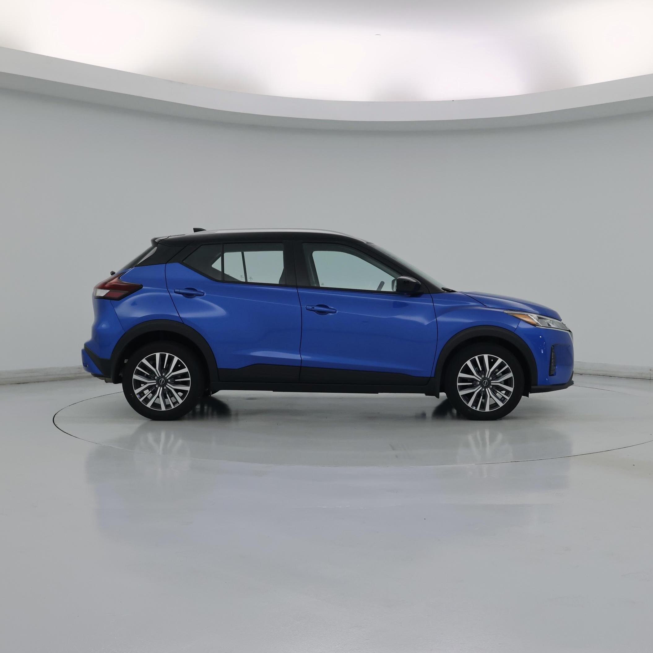 Thumbnail: 2024 Nissan Kicks - 7