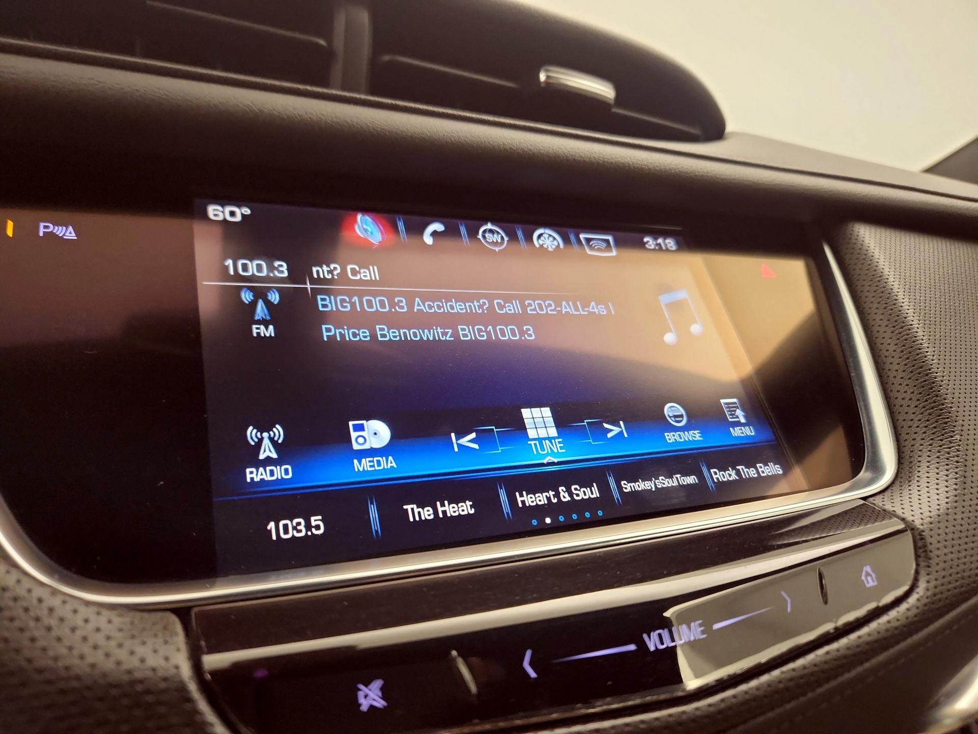 Thumbnail: 2017 Cadillac XT5 - 15