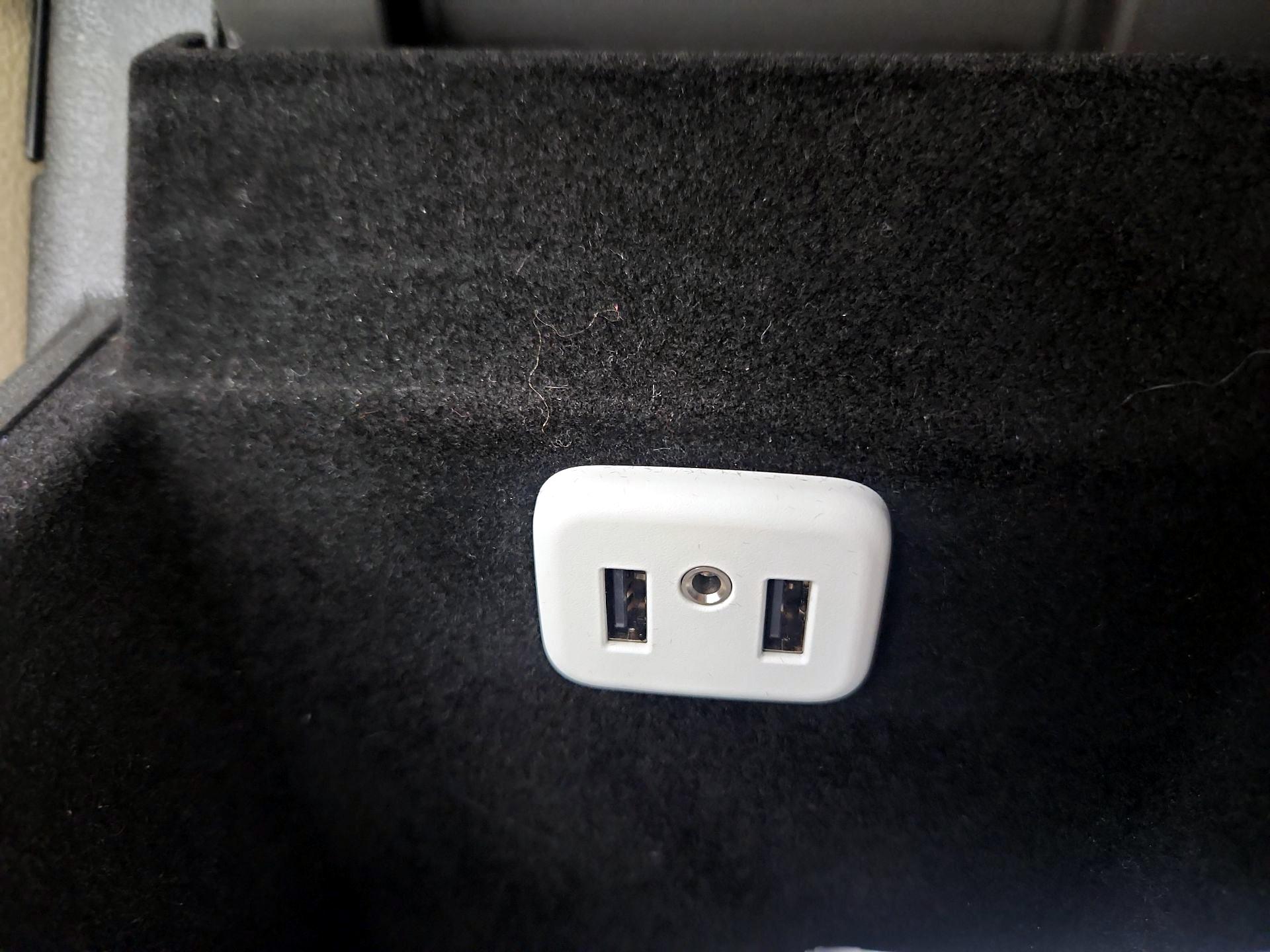 Thumbnail: 2017 Cadillac XT5 - 18