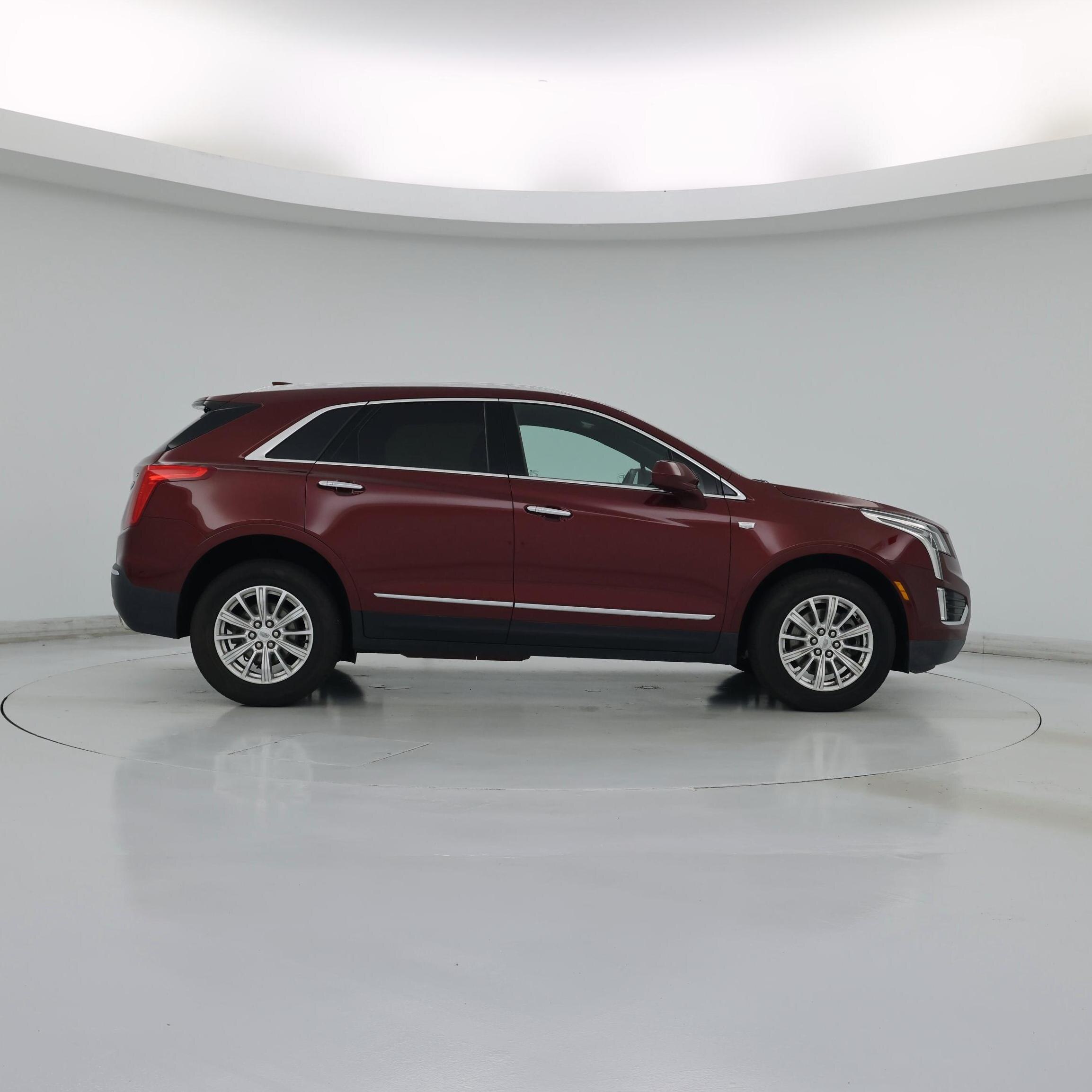 Thumbnail: 2017 Cadillac XT5 - 7