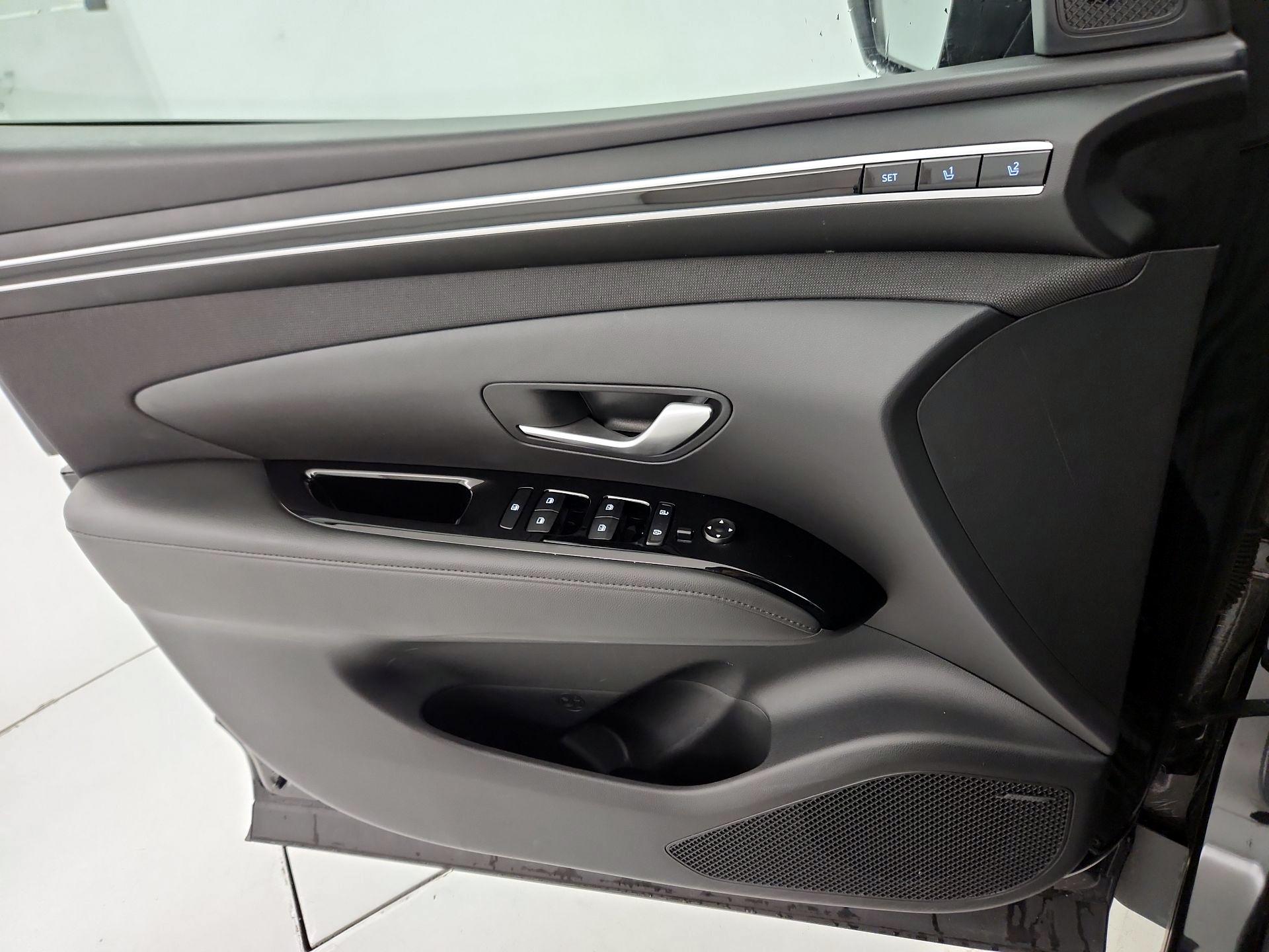 Thumbnail: 2023 Hyundai Tucson - 12