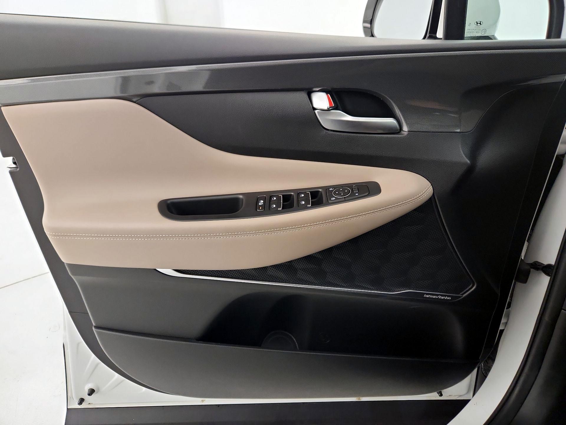 Thumbnail: 2023 Hyundai Santa Fe - 12