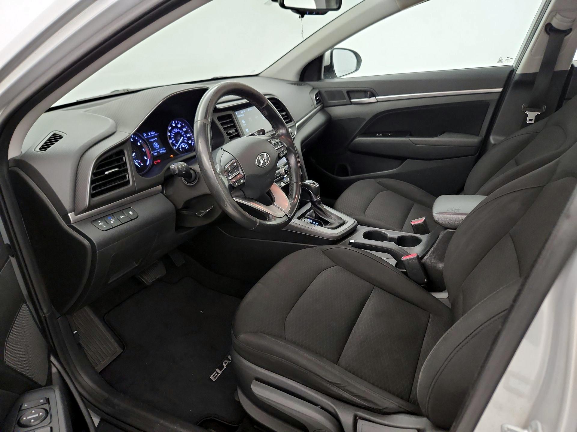 Thumbnail: 2019 Hyundai Elantra - 11