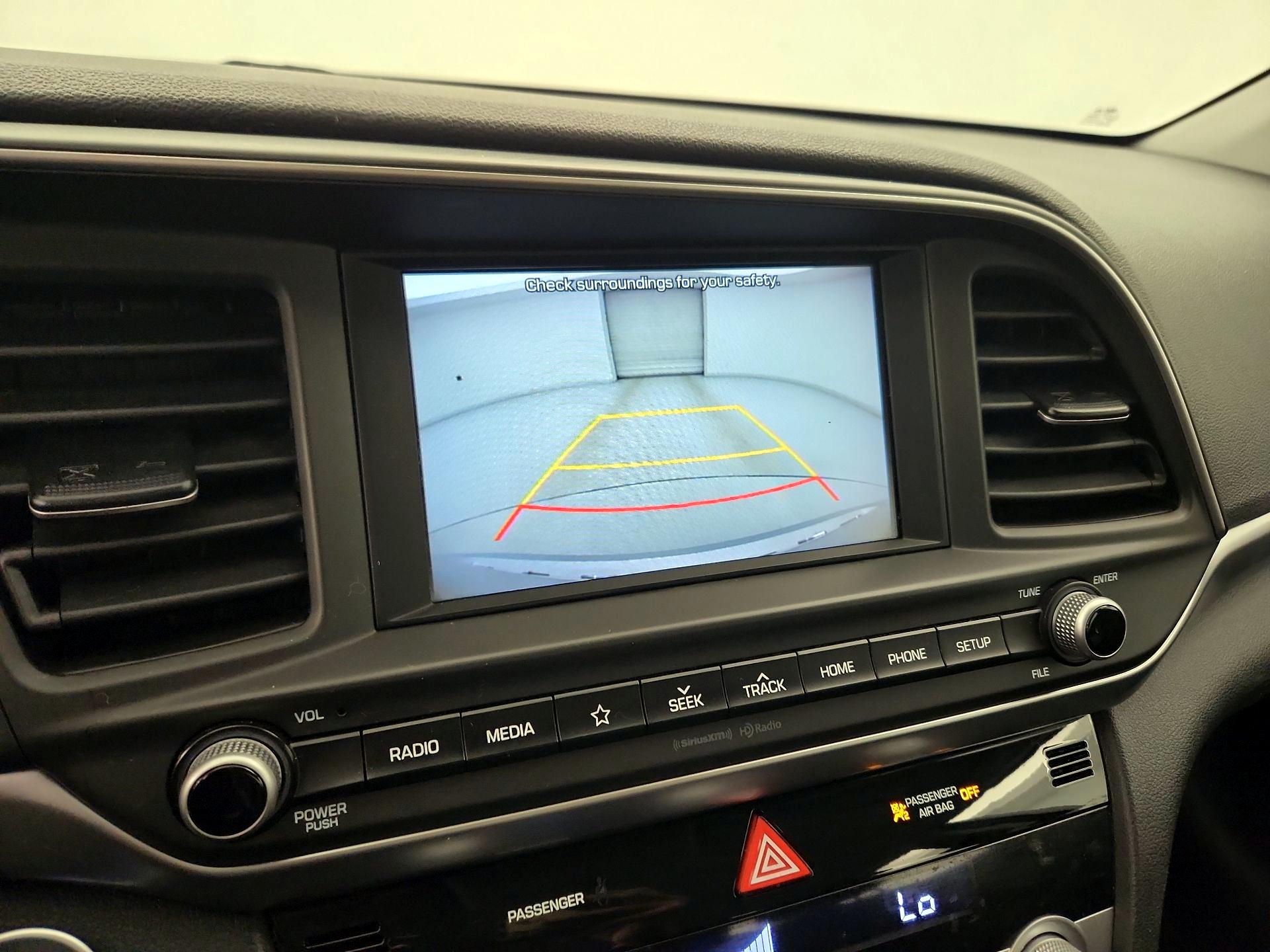 Thumbnail: 2019 Hyundai Elantra - 14