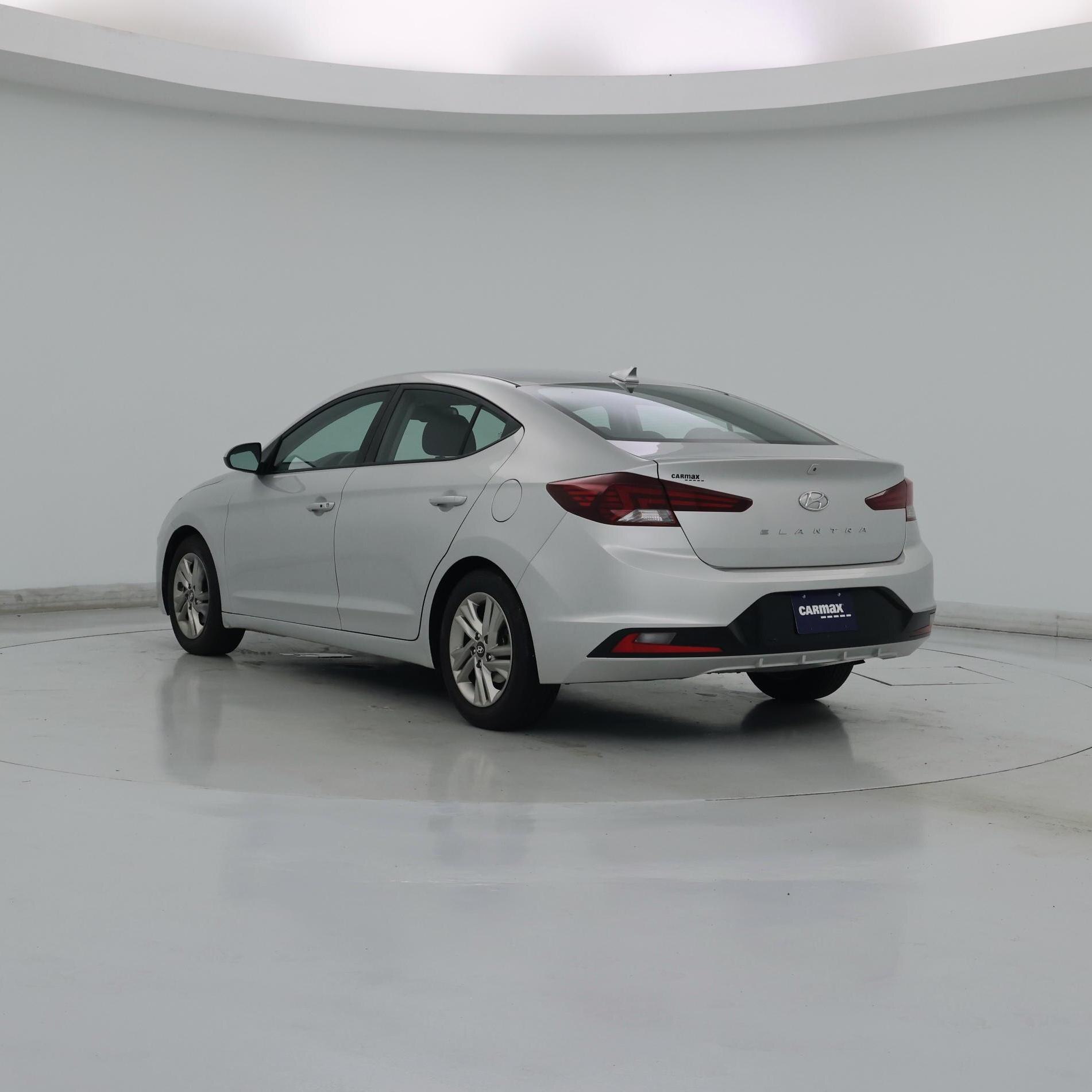 Thumbnail: 2019 Hyundai Elantra - 2