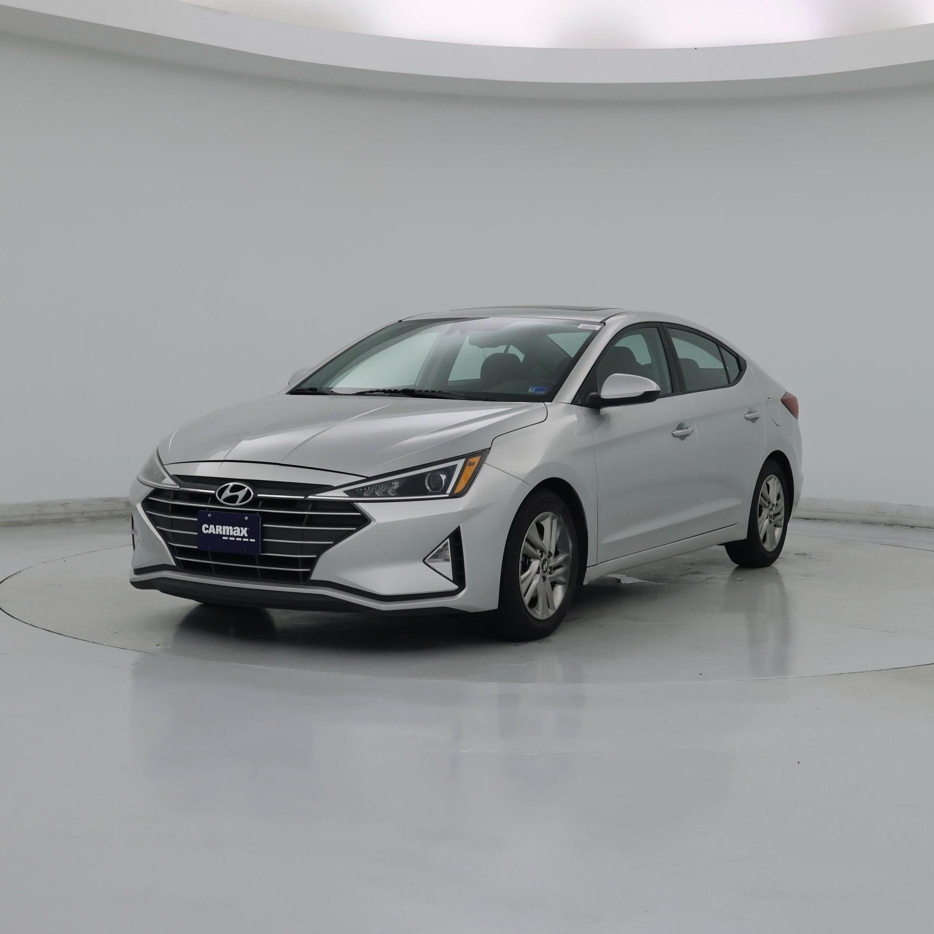 Thumbnail: 2019 Hyundai Elantra - 4