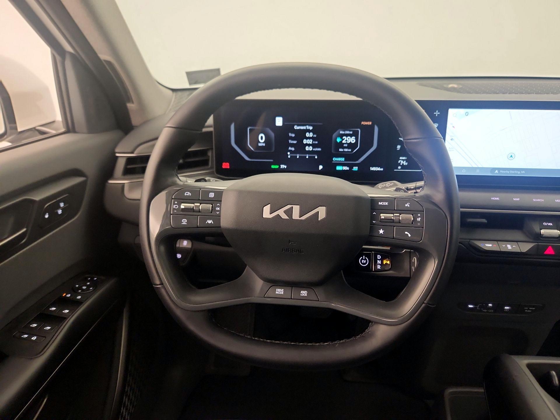 Thumbnail: 2024 Kia EV9 - 10