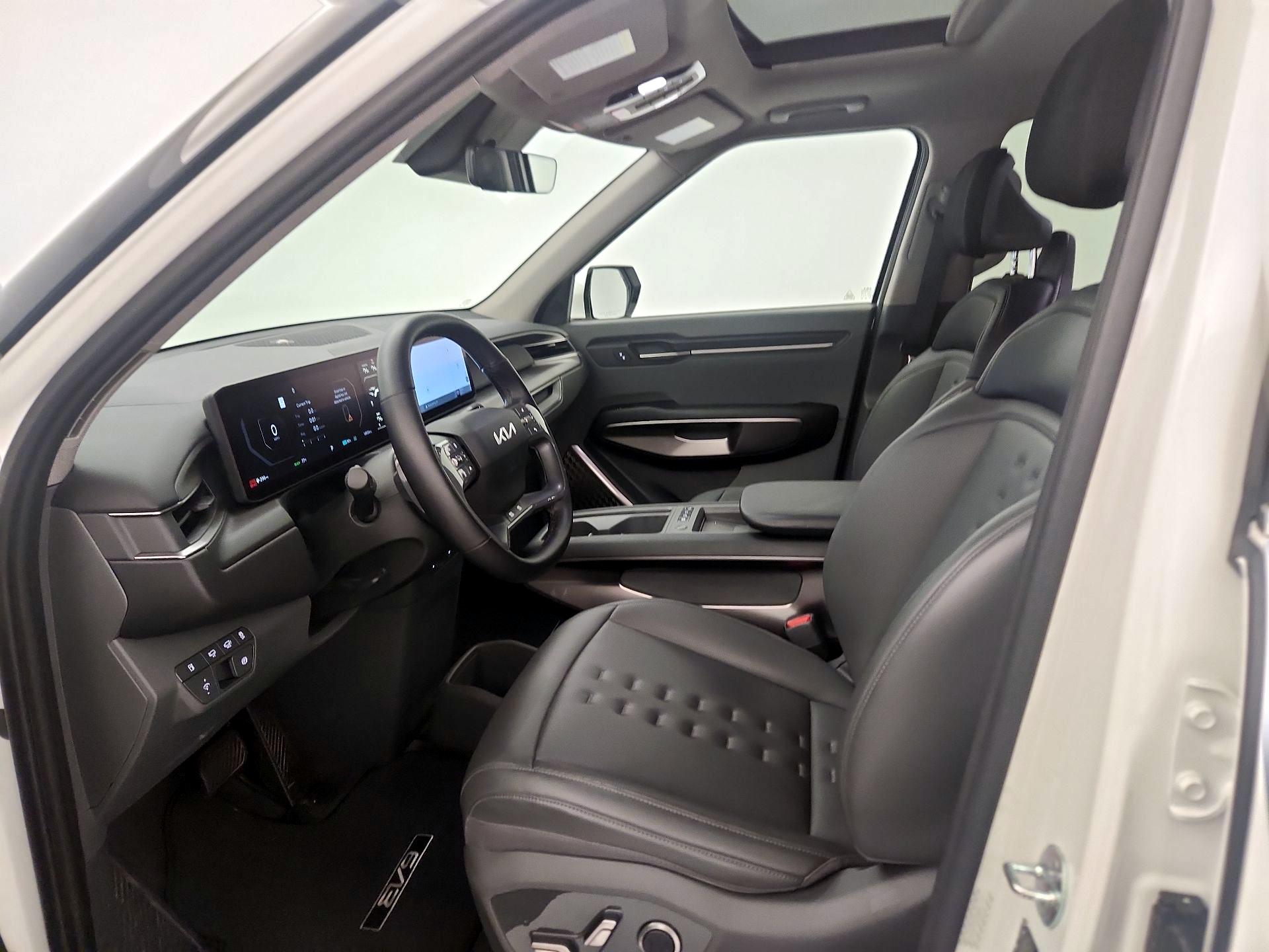 Thumbnail: 2024 Kia EV9 - 11