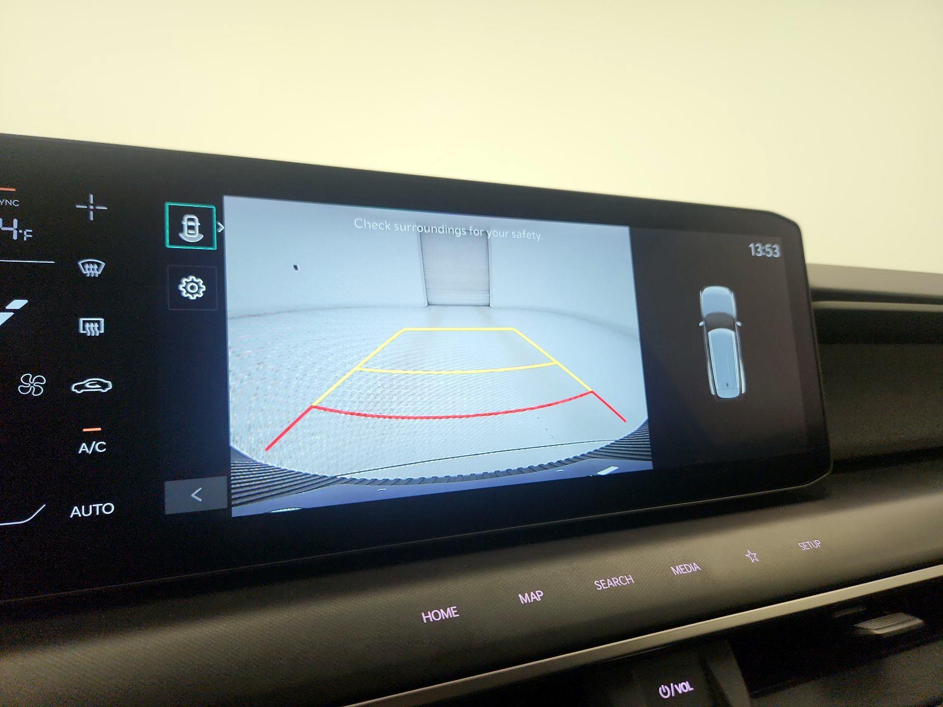 Thumbnail: 2024 Kia EV9 - 15