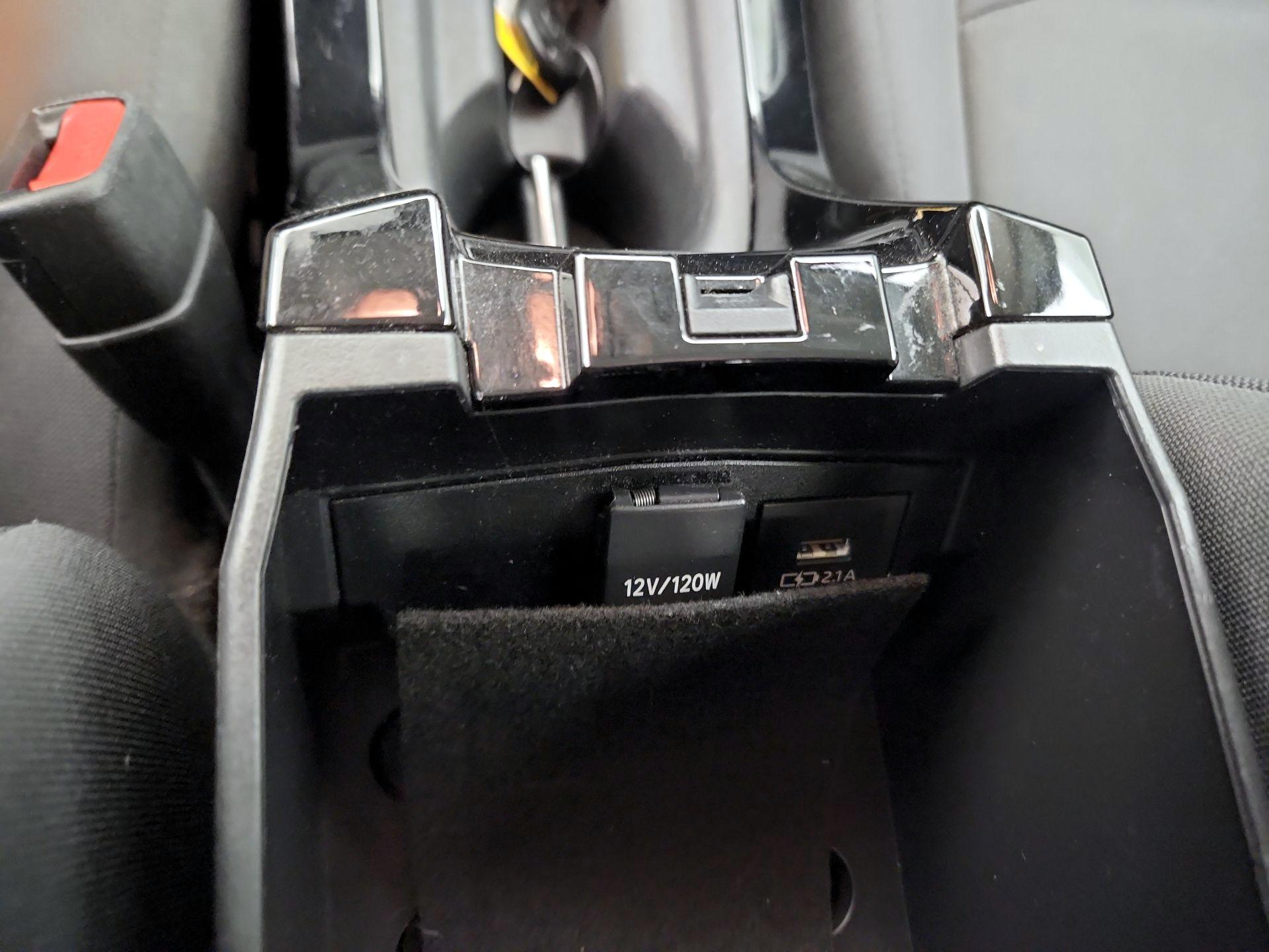 Thumbnail: 2020 Toyota Corolla - 18