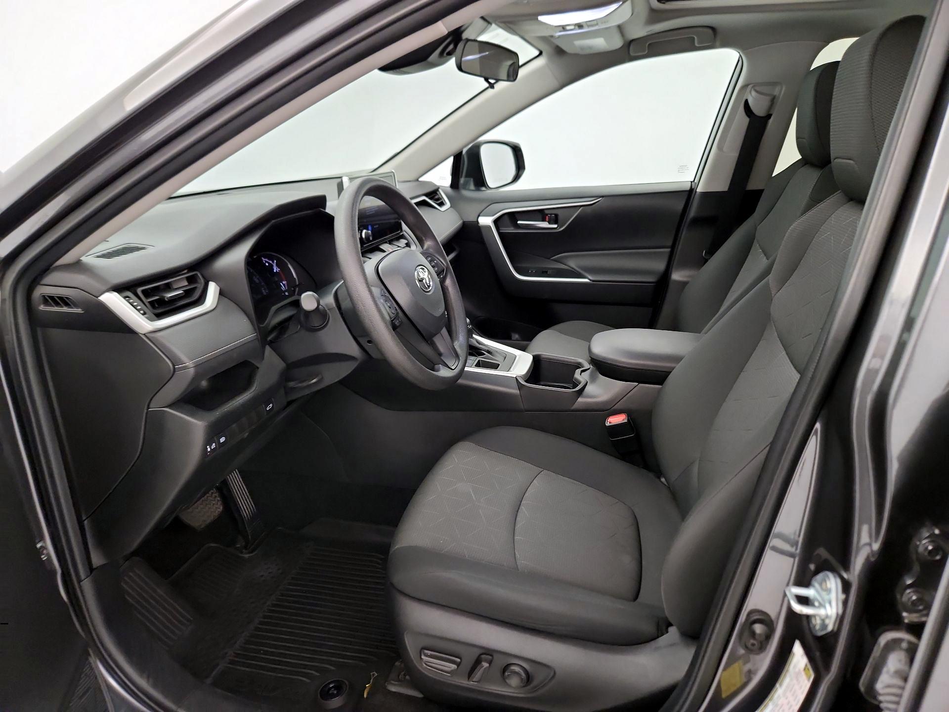 Thumbnail: 2023 Toyota RAV4 - 11