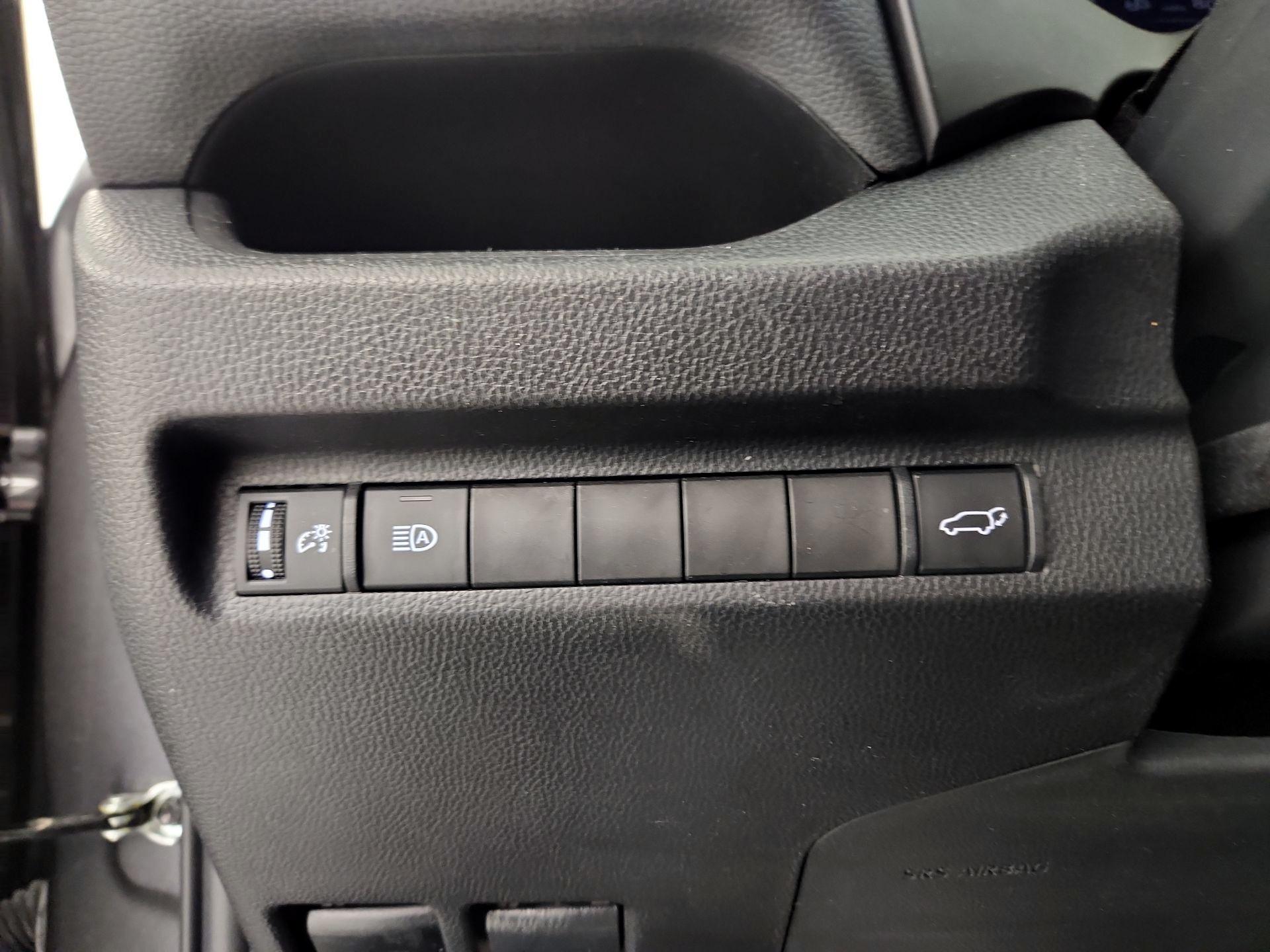 Thumbnail: 2023 Toyota RAV4 - 14