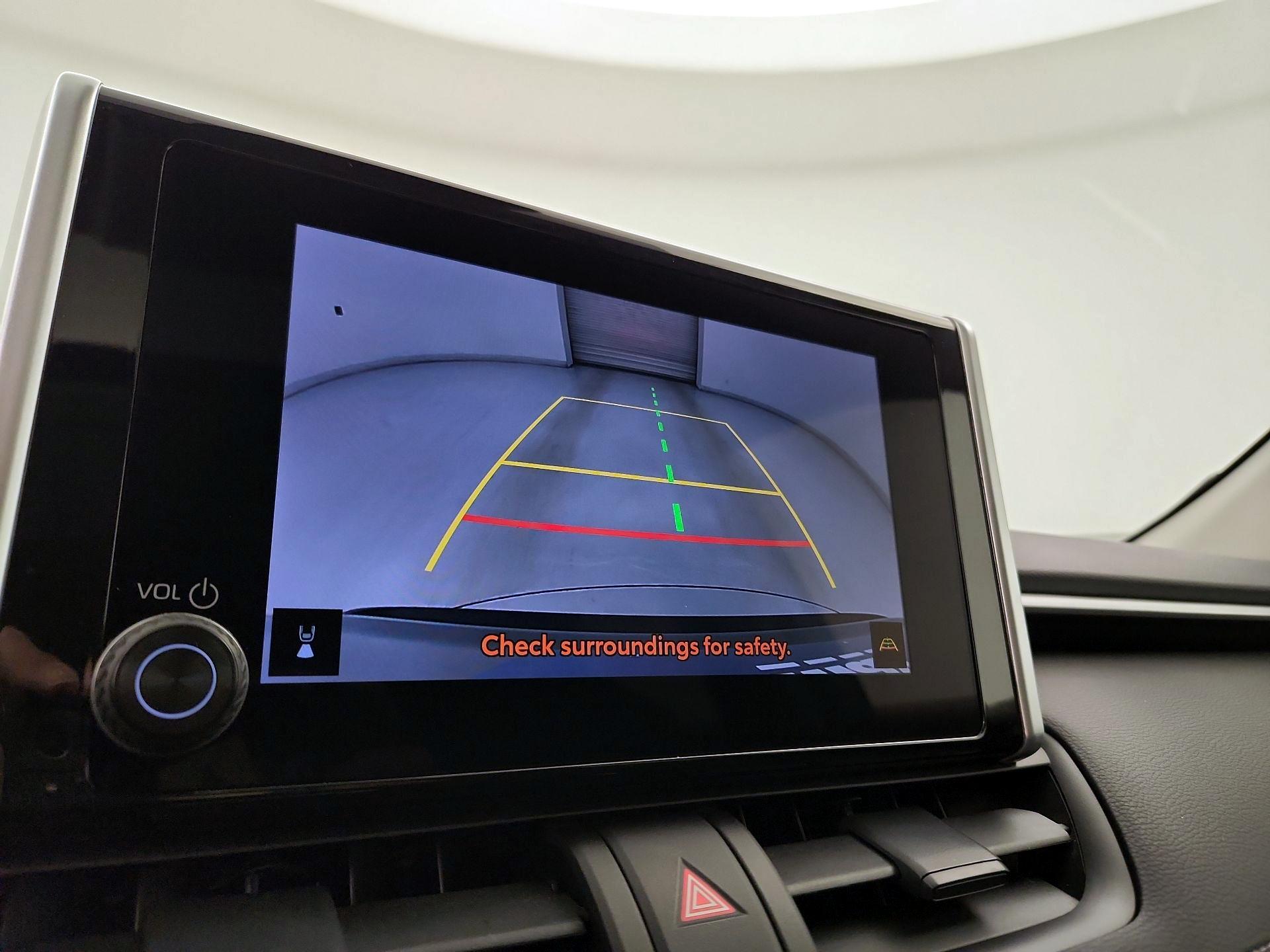 Thumbnail: 2023 Toyota RAV4 - 15