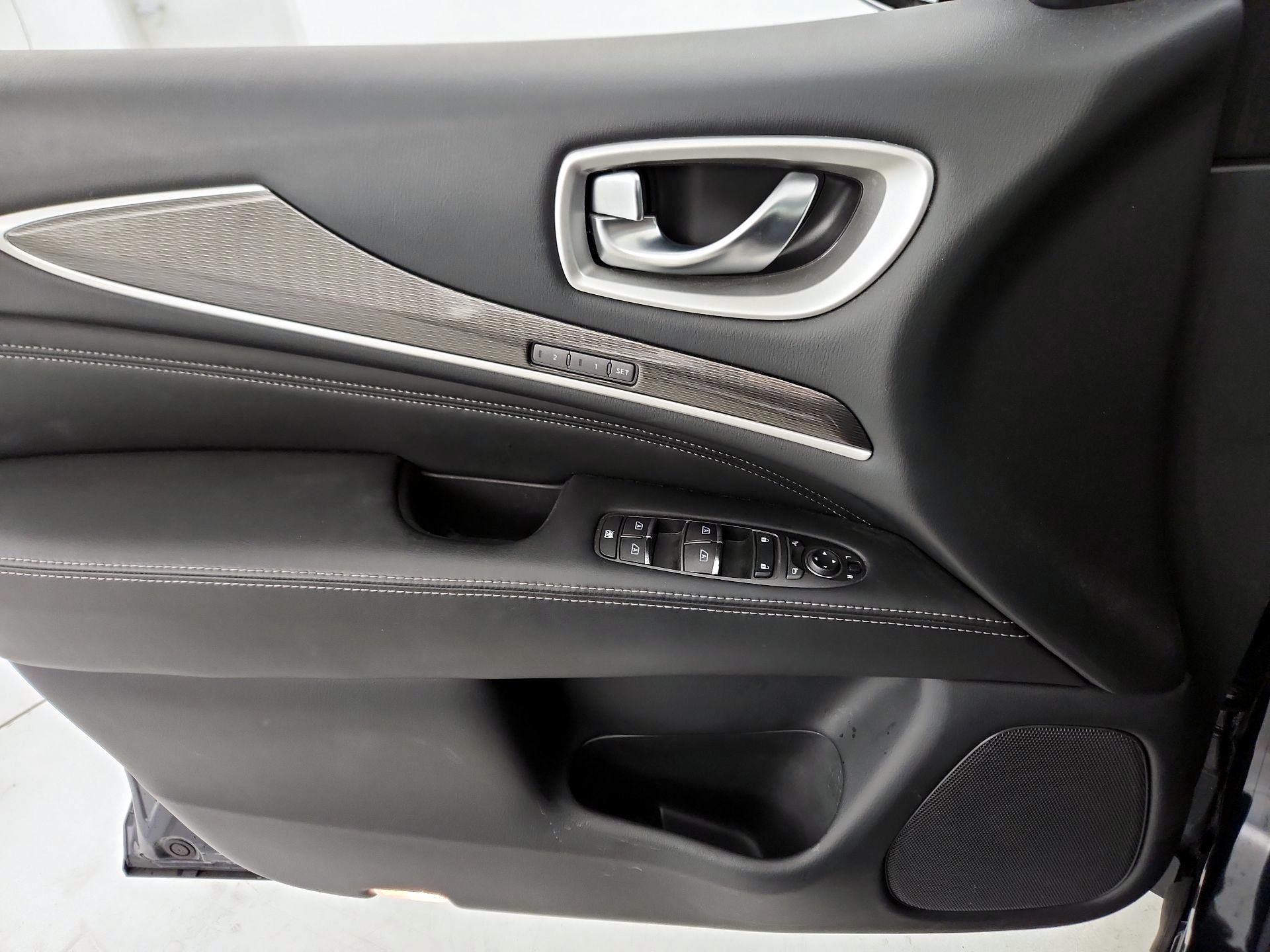 Thumbnail: 2020 INFINITI QX60 - 12