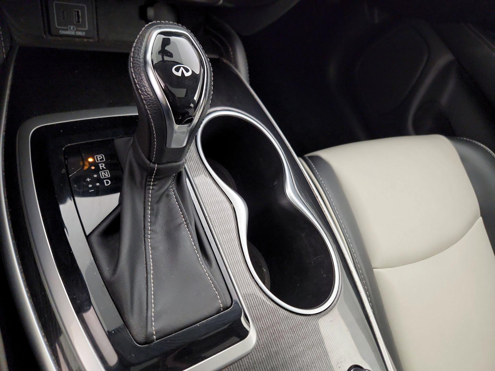 Thumbnail: 2020 INFINITI QX60 - 18