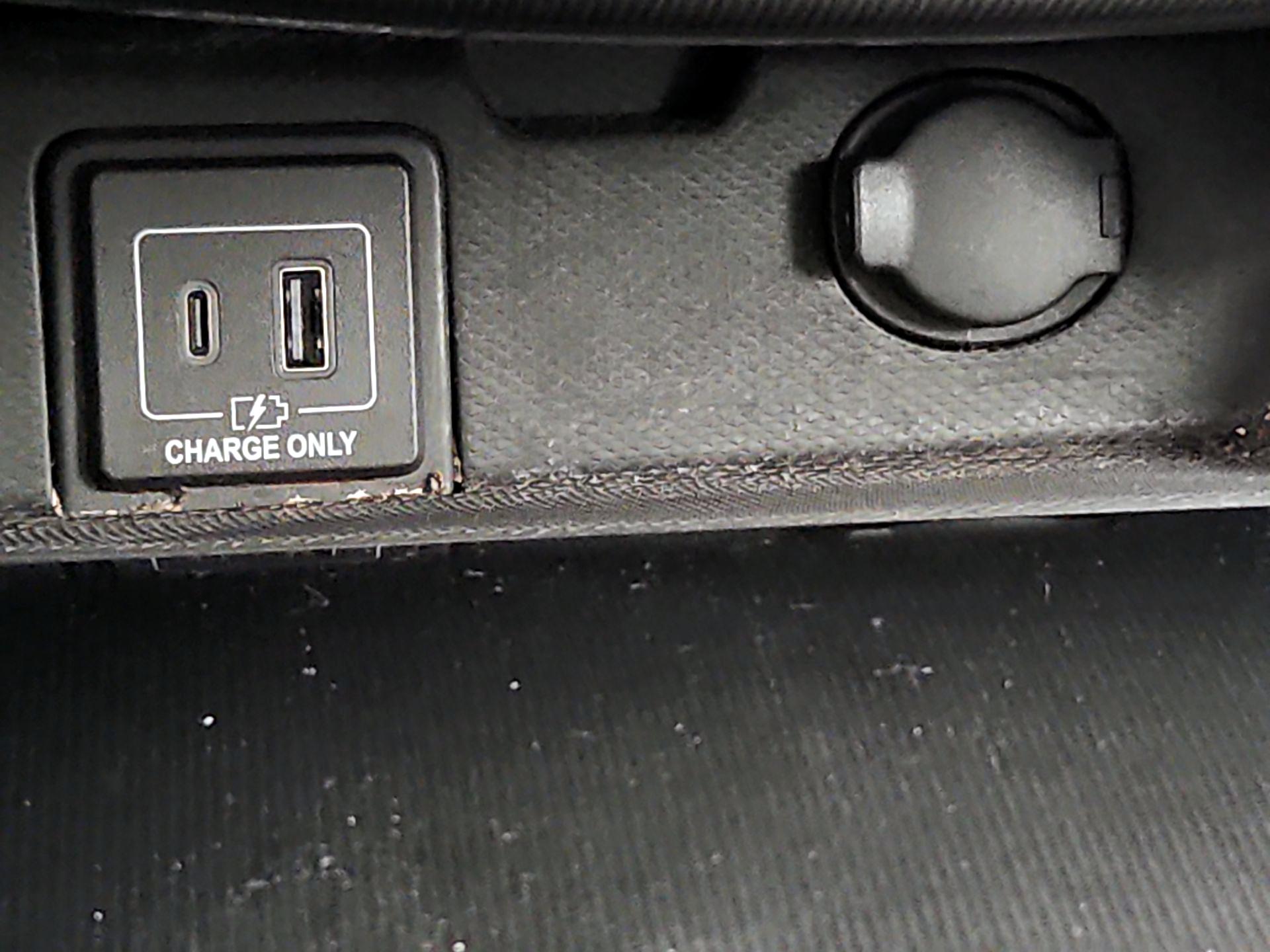 Thumbnail: 2020 INFINITI QX60 - 19