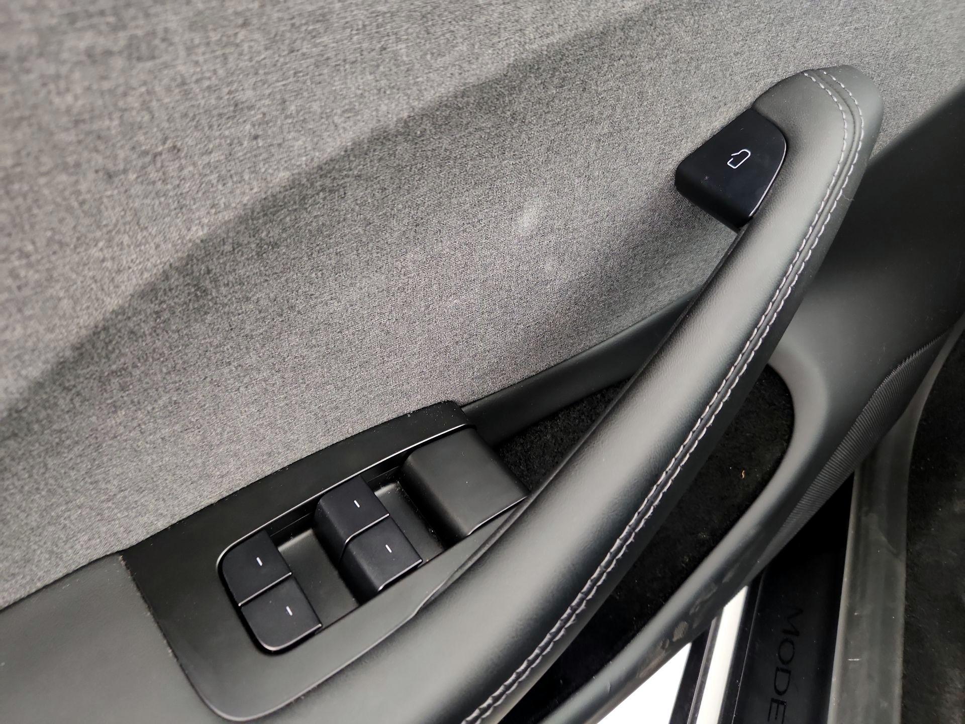 Thumbnail: 2024 Tesla Model 3 - 12