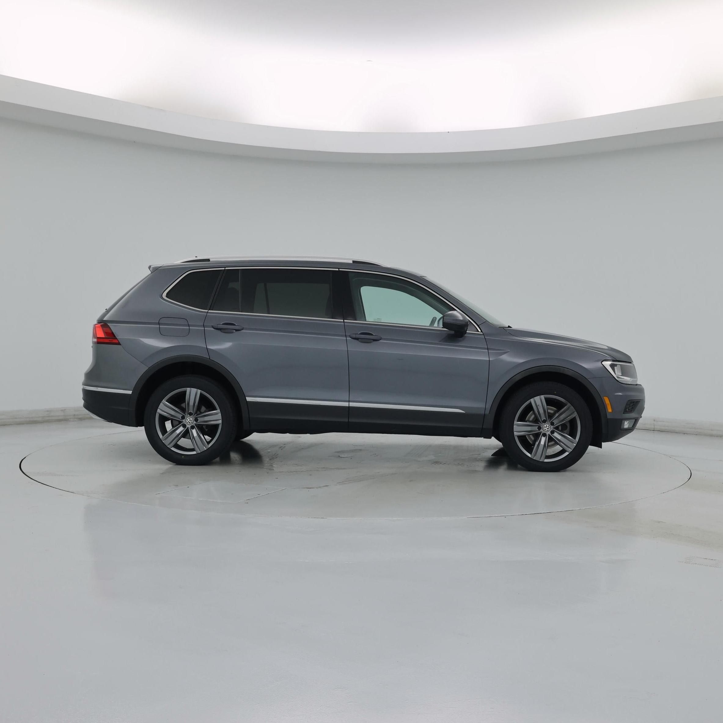 Thumbnail: 2020 Volkswagen Tiguan - 7