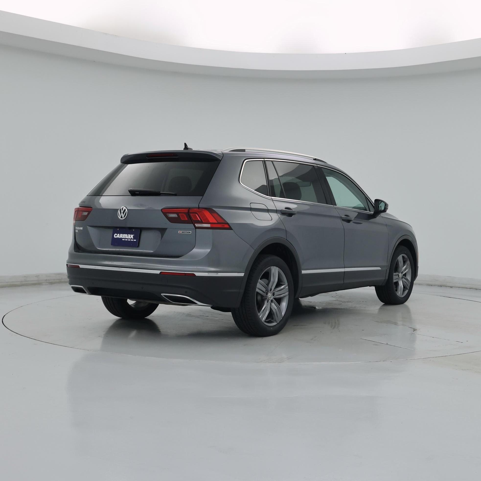 Thumbnail: 2020 Volkswagen Tiguan - 8