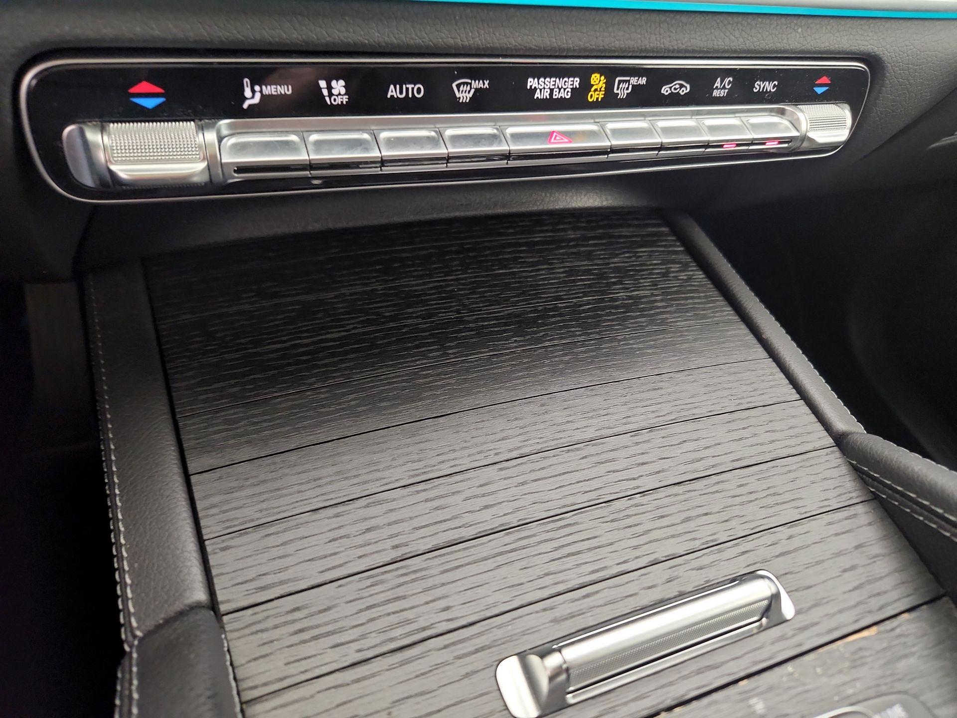 Thumbnail: 2022 Mercedes-Benz GLE - 17