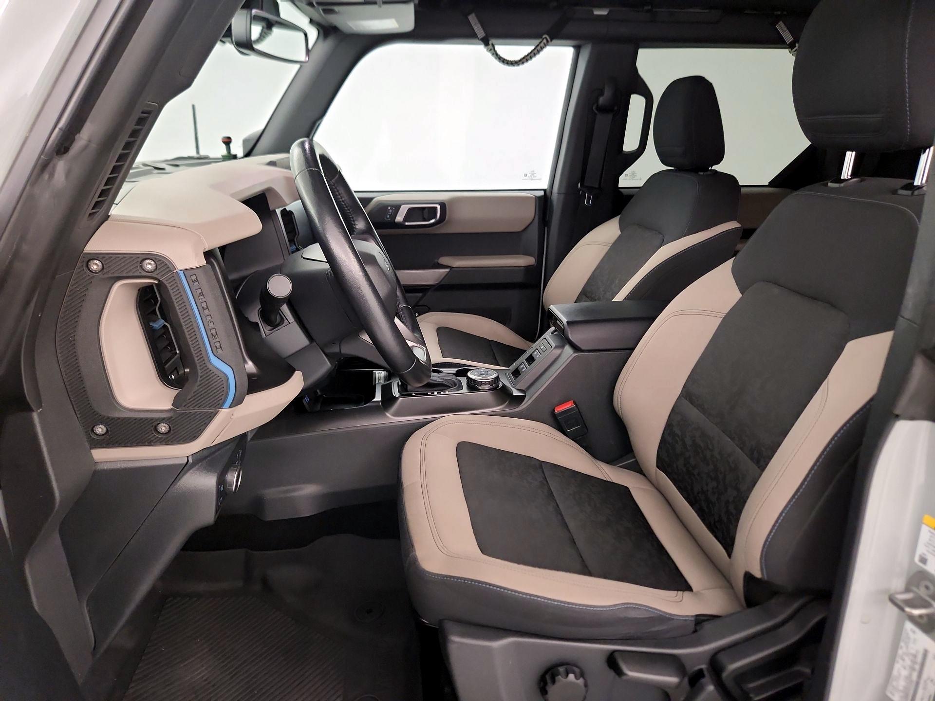 Thumbnail: 2022 Ford Bronco - 11