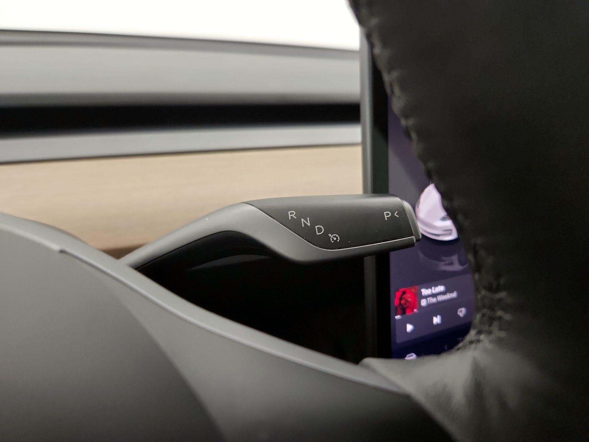 Thumbnail: 2023 Tesla Model 3 - 17