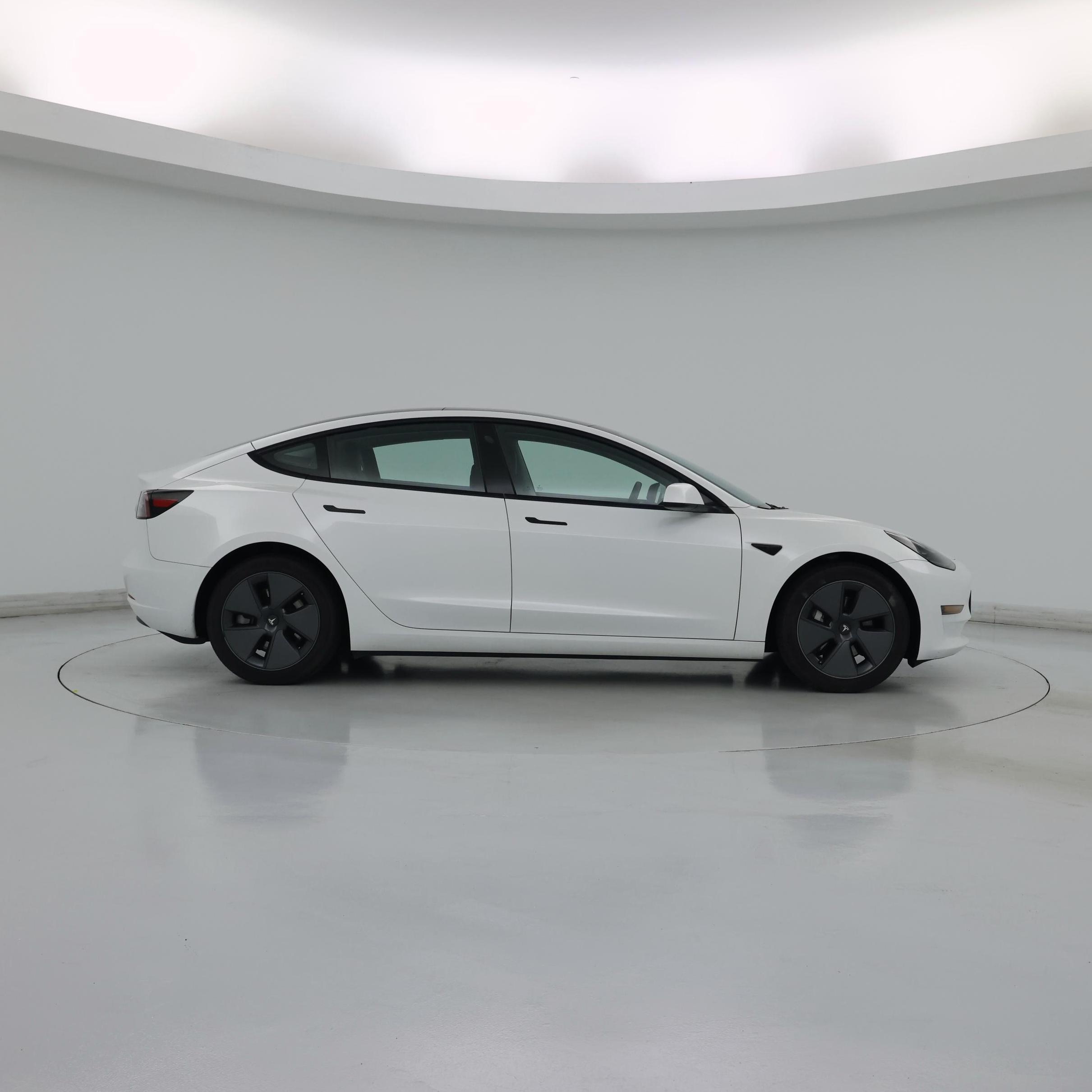 Thumbnail: 2023 Tesla Model 3 - 7