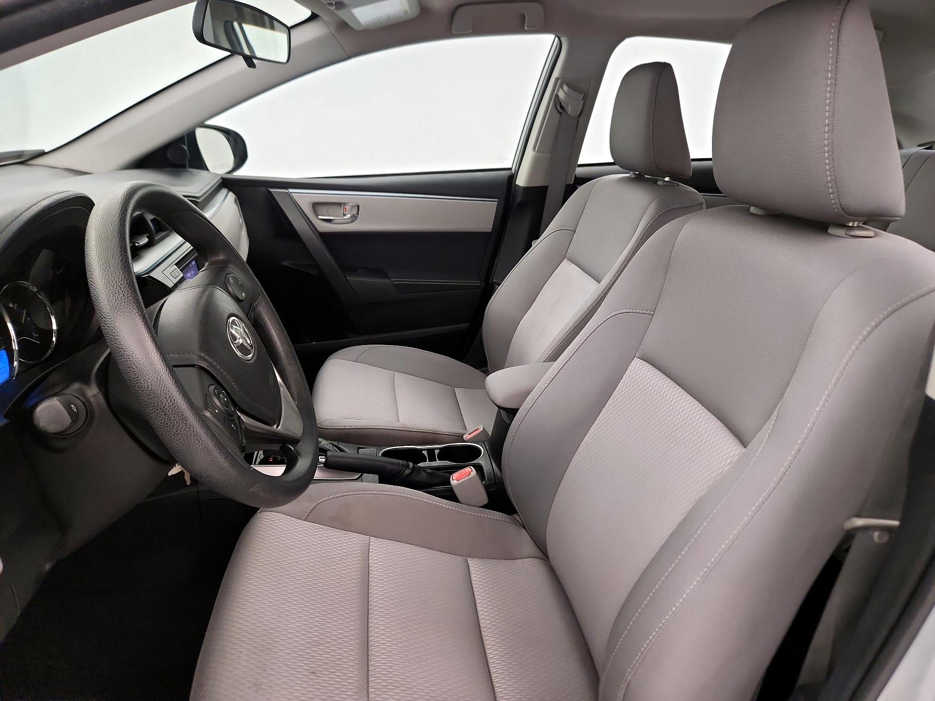 Thumbnail: 2015 Toyota Corolla - 11