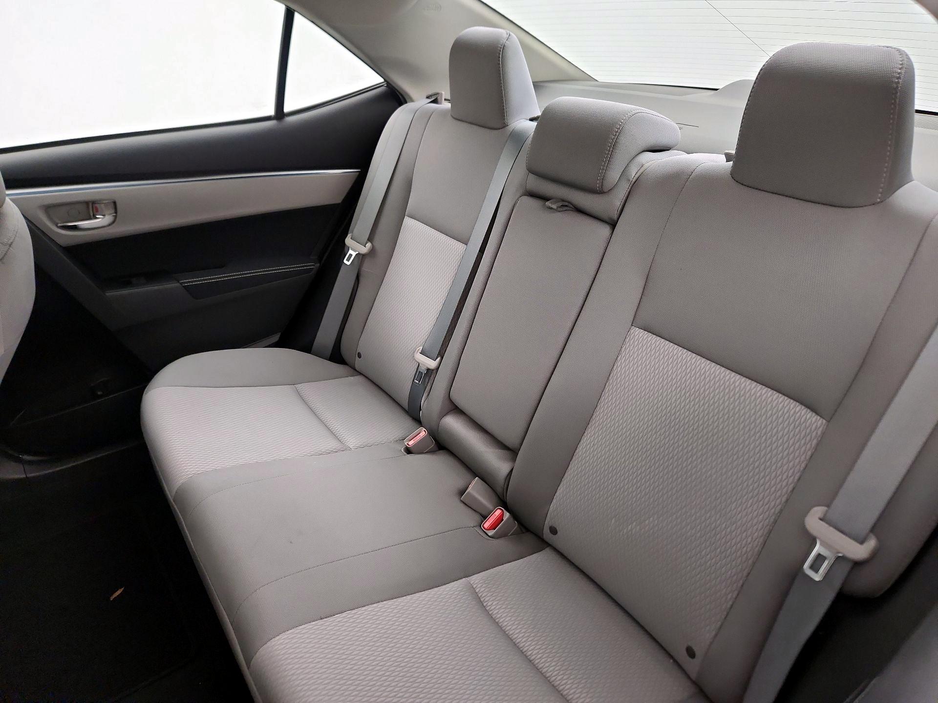 Thumbnail: 2015 Toyota Corolla - 19