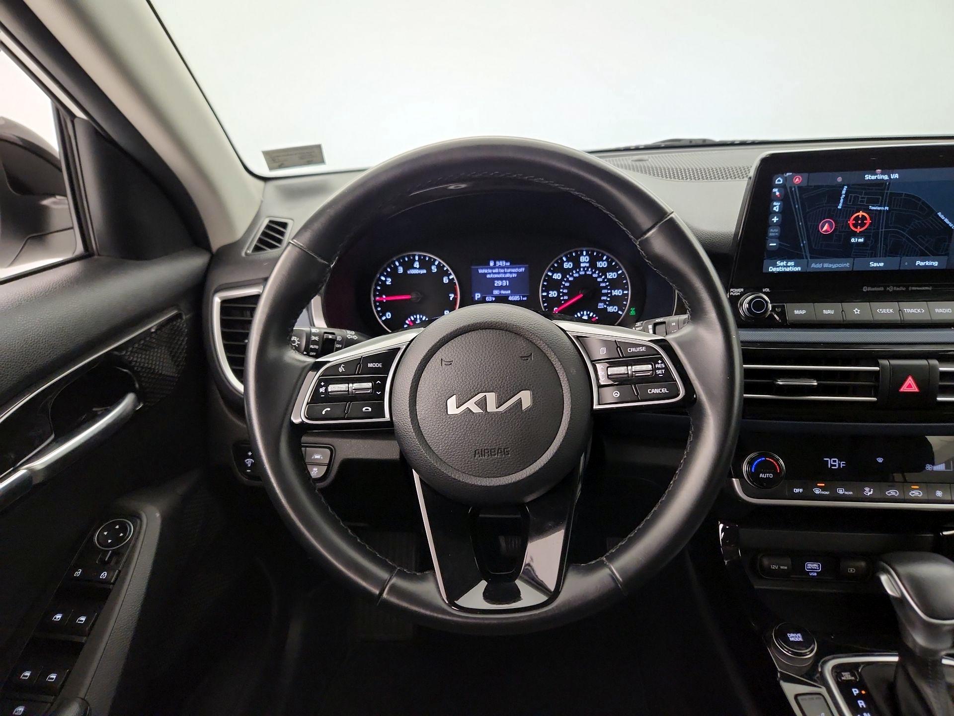 Thumbnail: 2022 Kia Seltos - 10