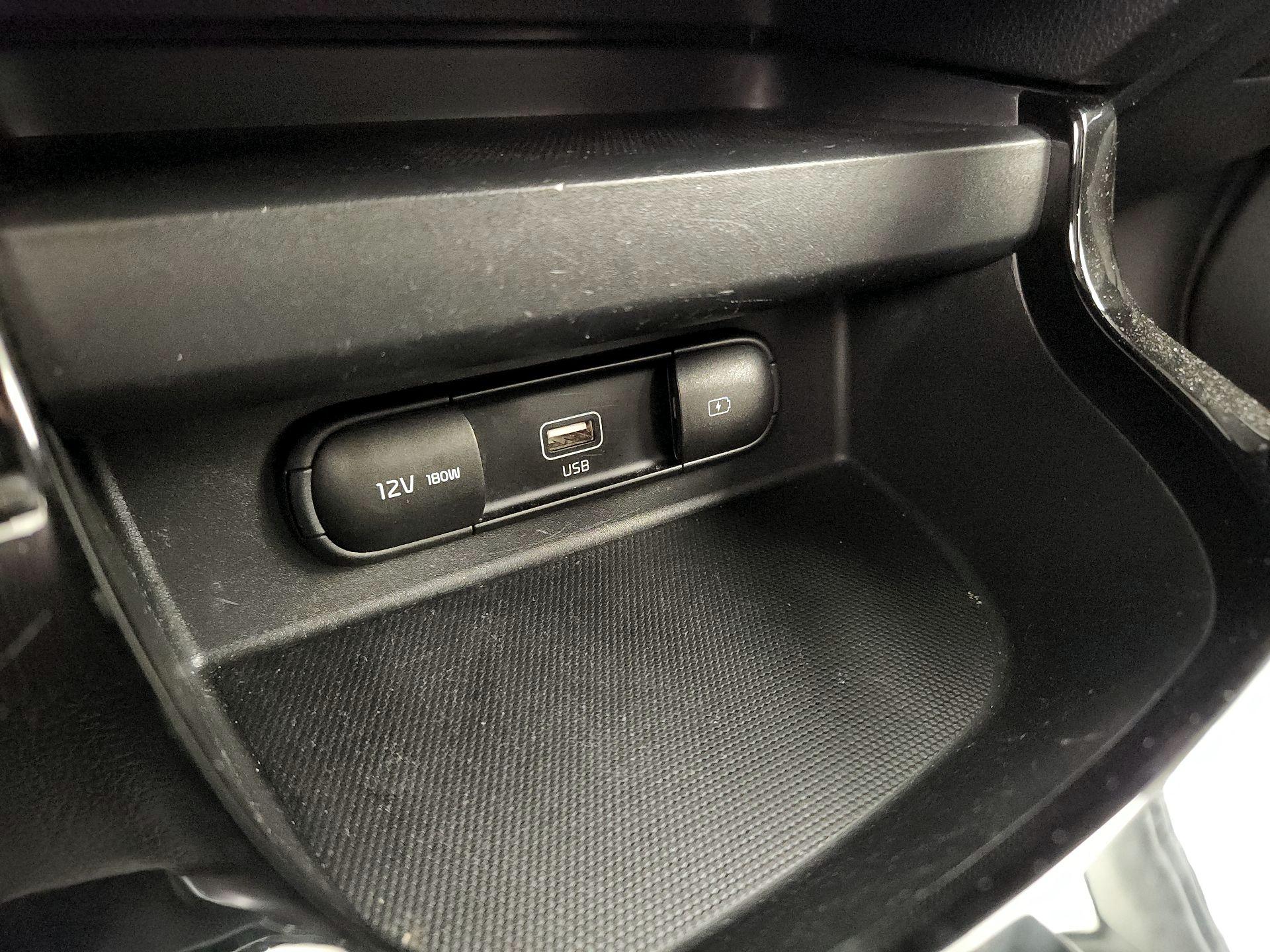 Thumbnail: 2022 Kia Seltos - 19