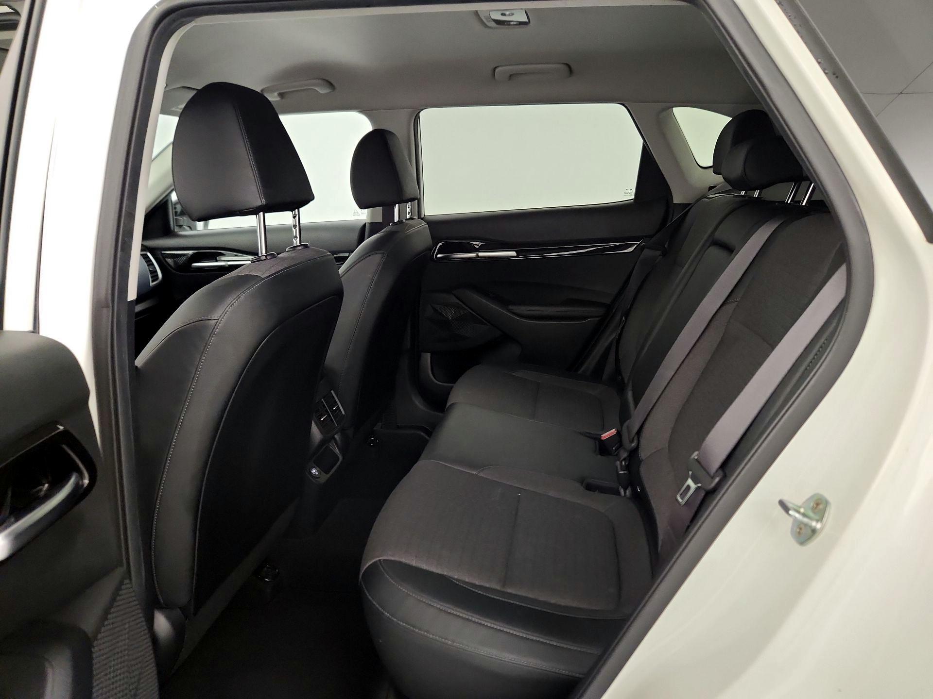 Thumbnail: 2022 Kia Seltos - 20