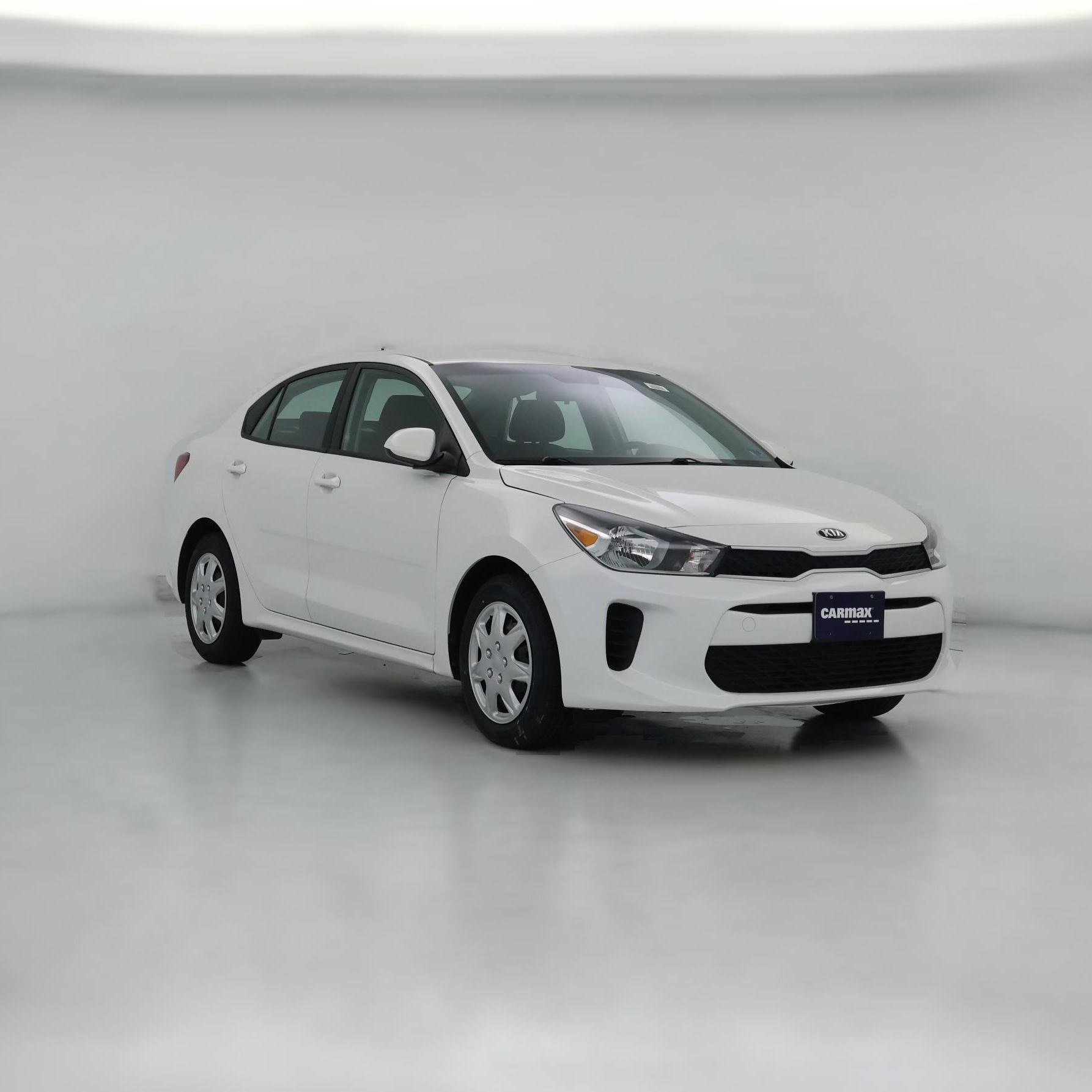 Thumbnail: 2019 Kia Rio - 1
