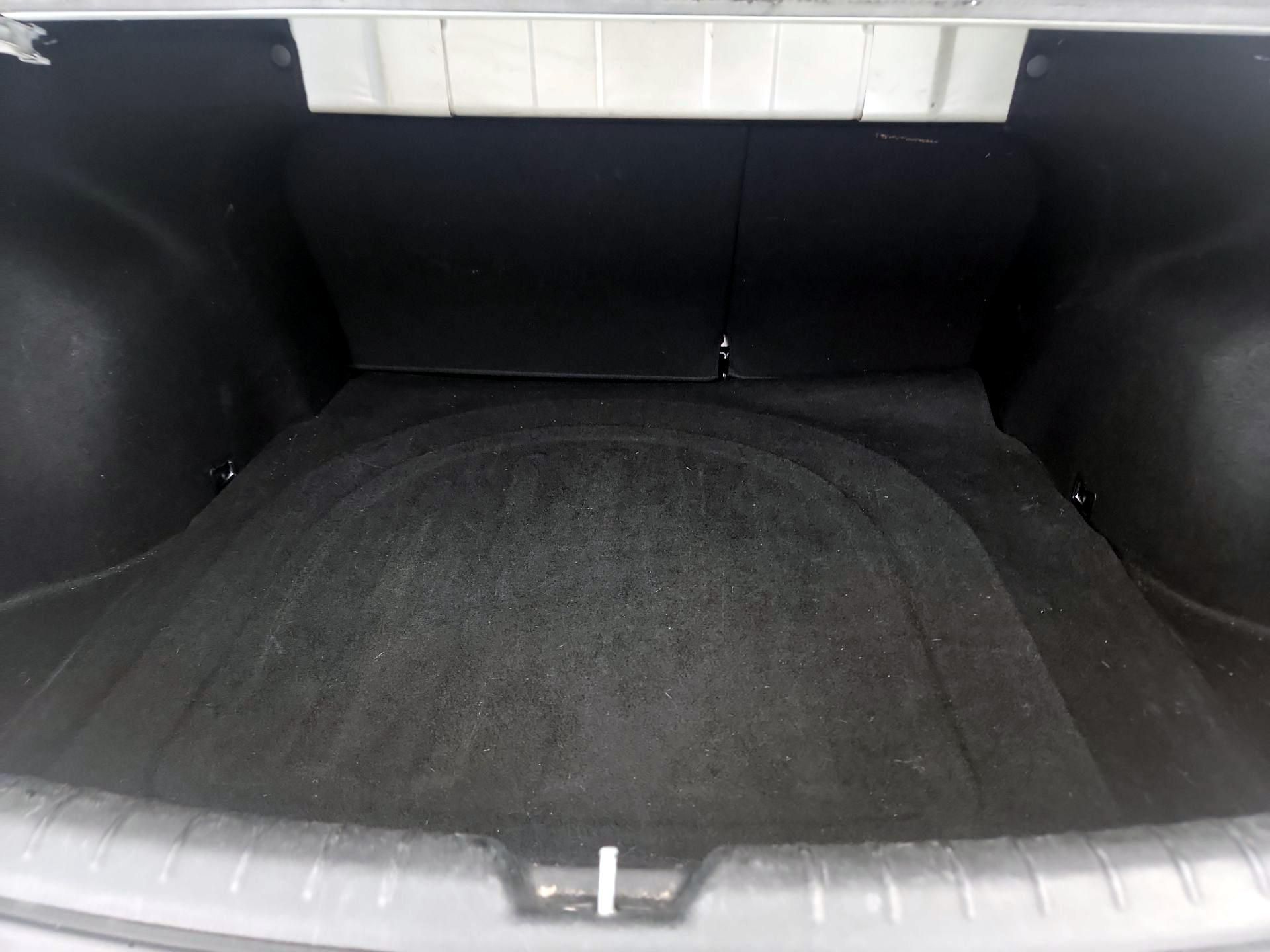 Thumbnail: 2019 Kia Rio - 20