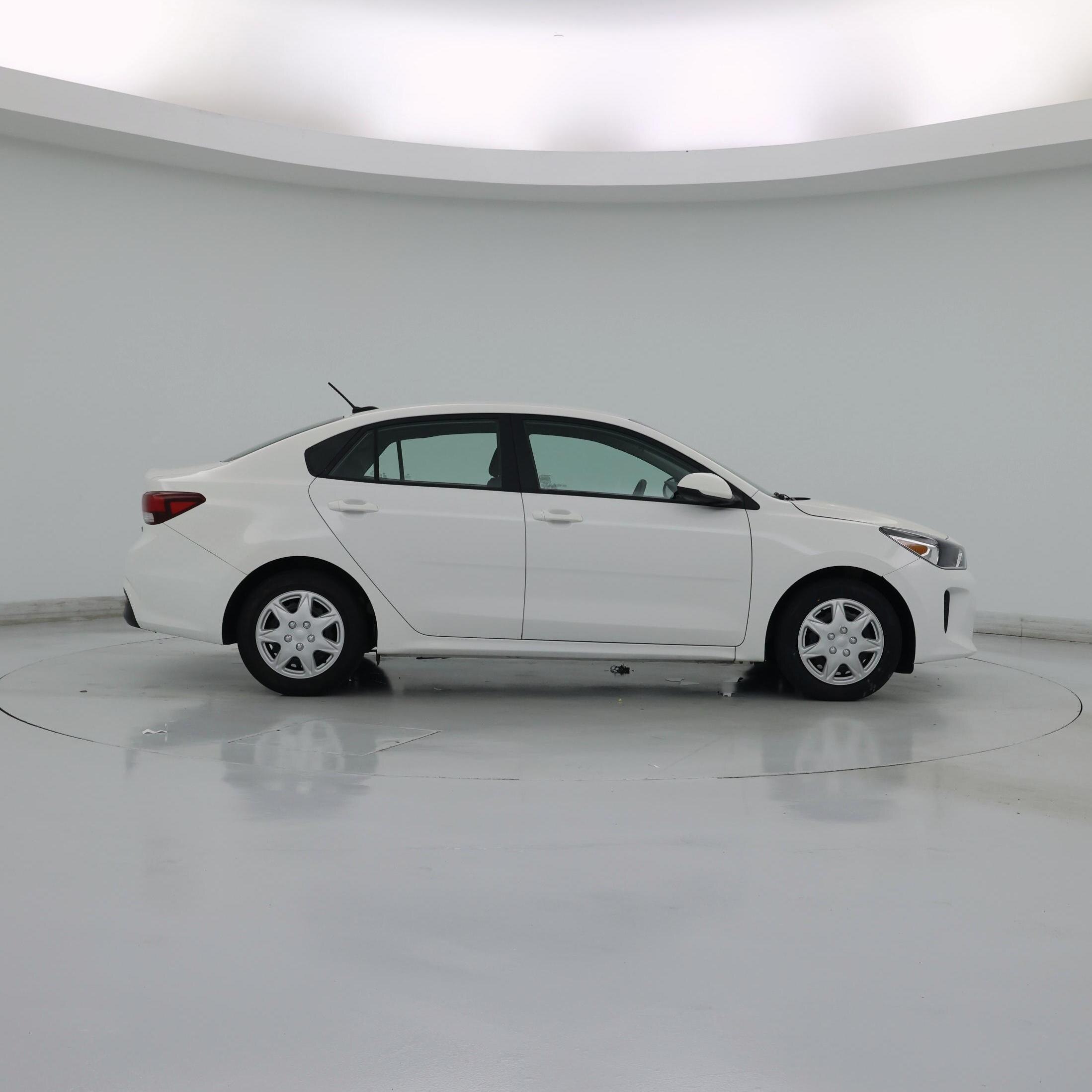 Thumbnail: 2019 Kia Rio - 7