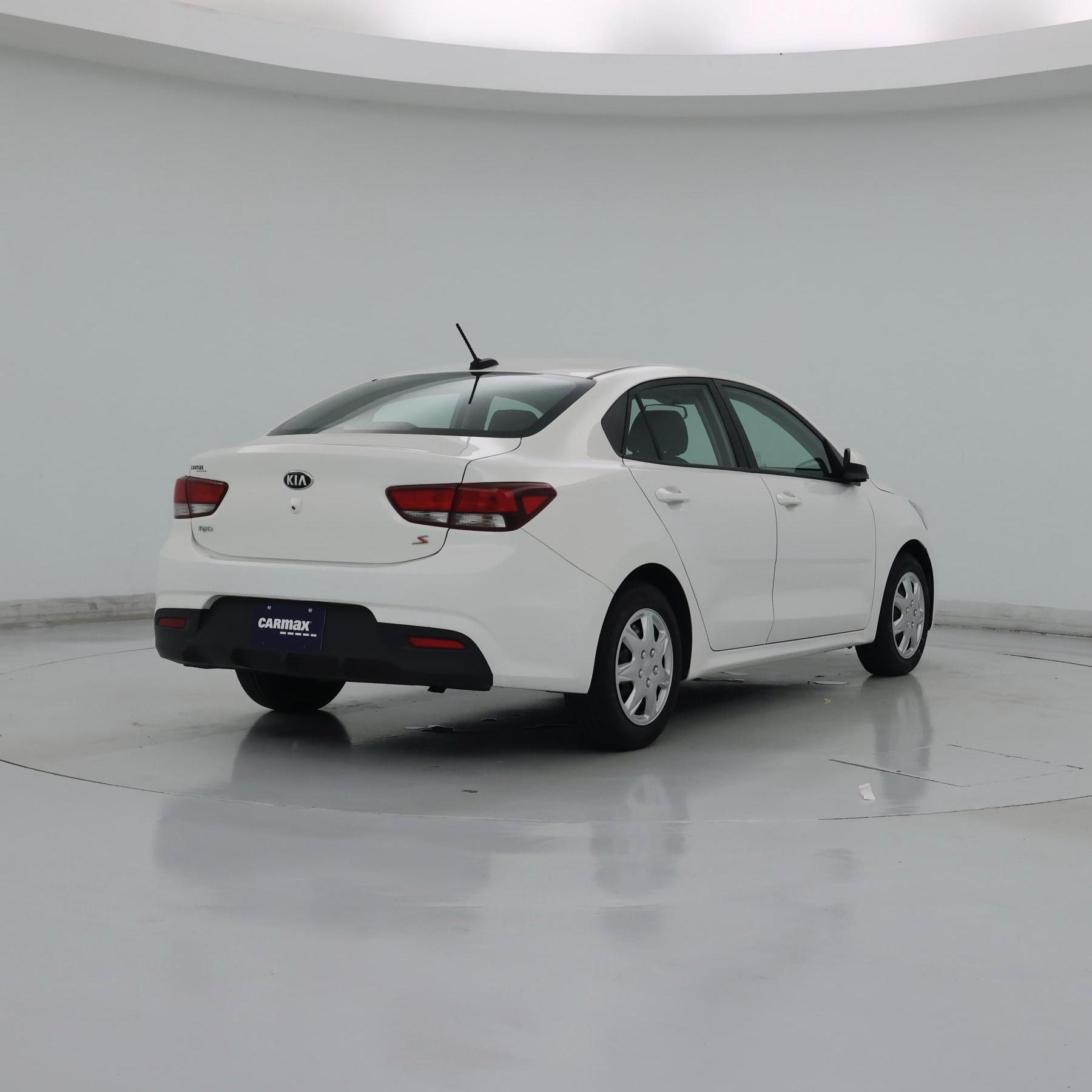 Thumbnail: 2019 Kia Rio - 8