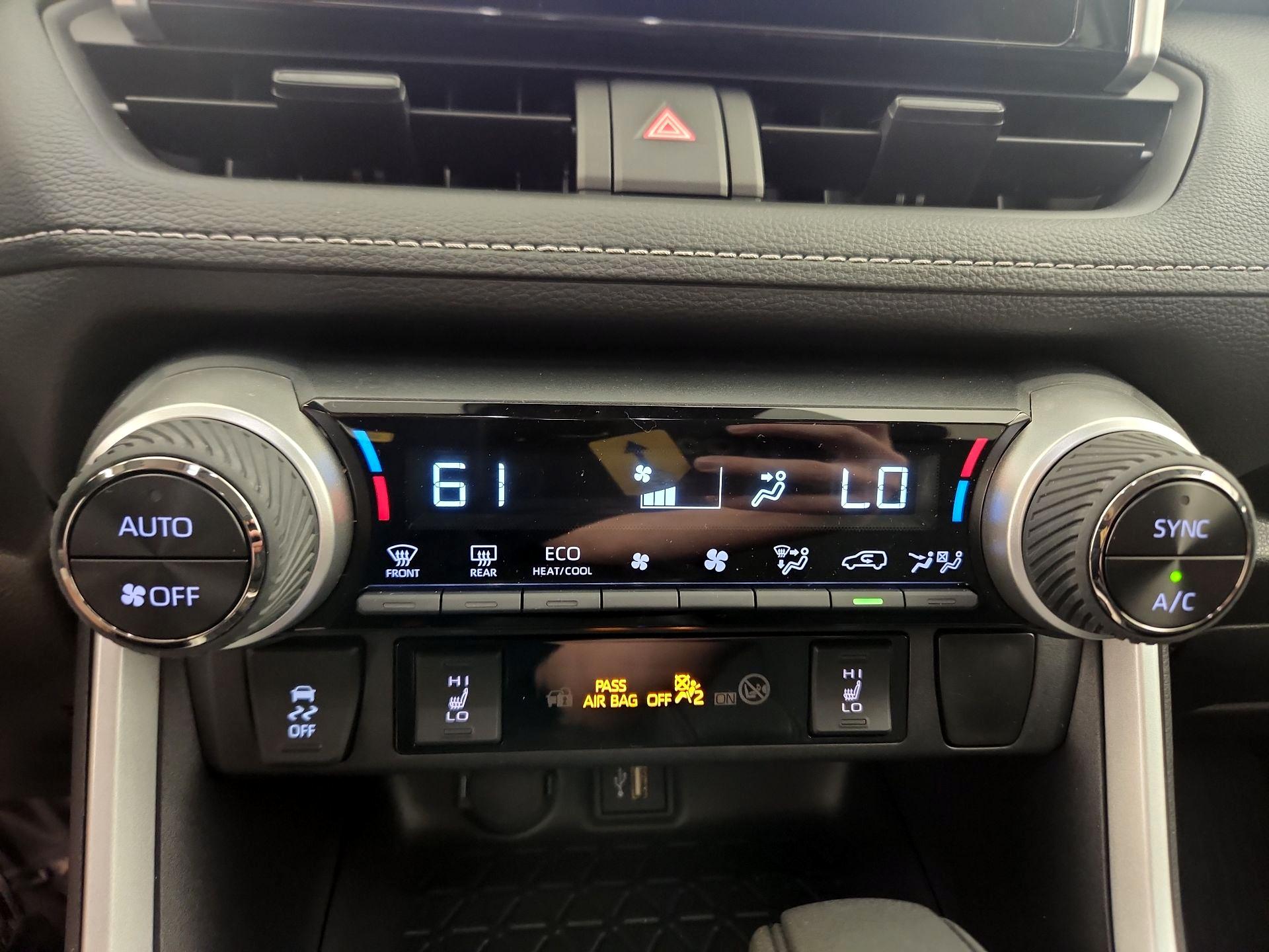 Thumbnail: 2025 Toyota RAV4 - 16