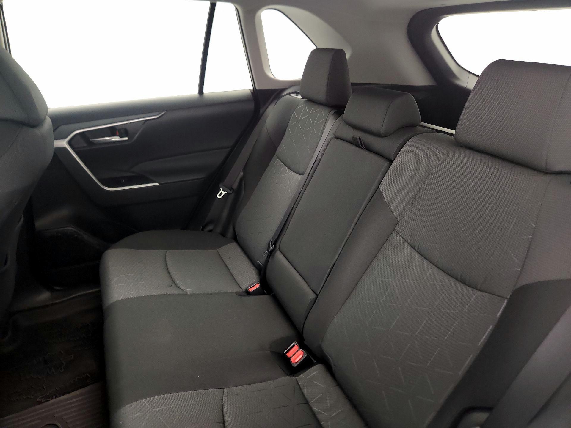 Thumbnail: 2025 Toyota RAV4 - 19