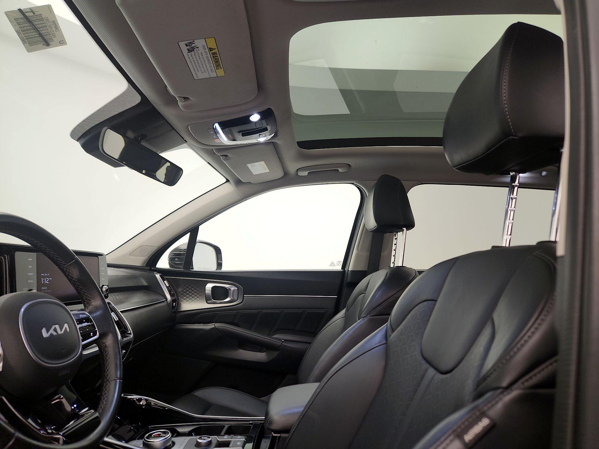 Thumbnail: 2022 Kia Sorento - 19