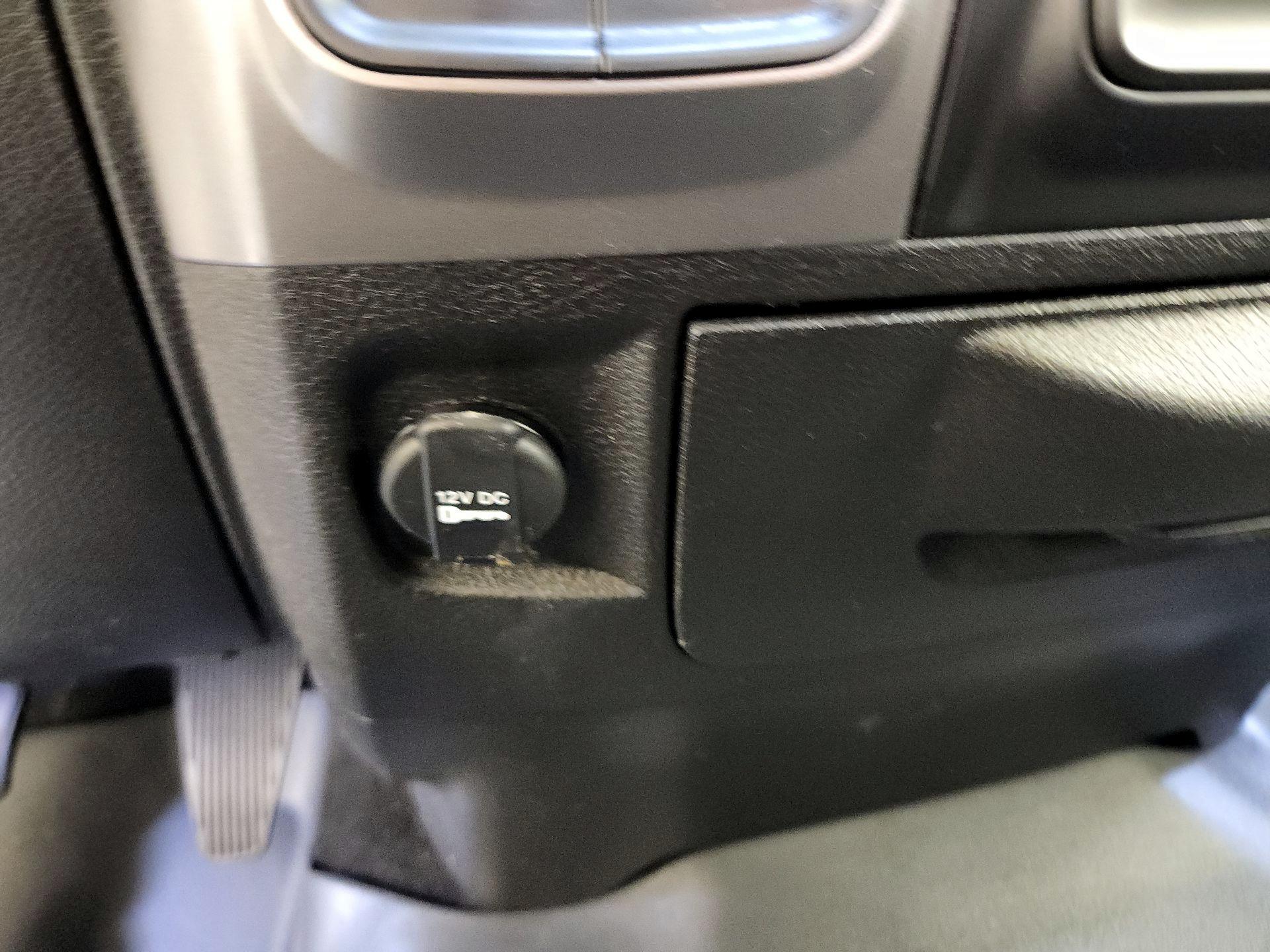 Thumbnail: 2024 RAM 1500 Classic - 18