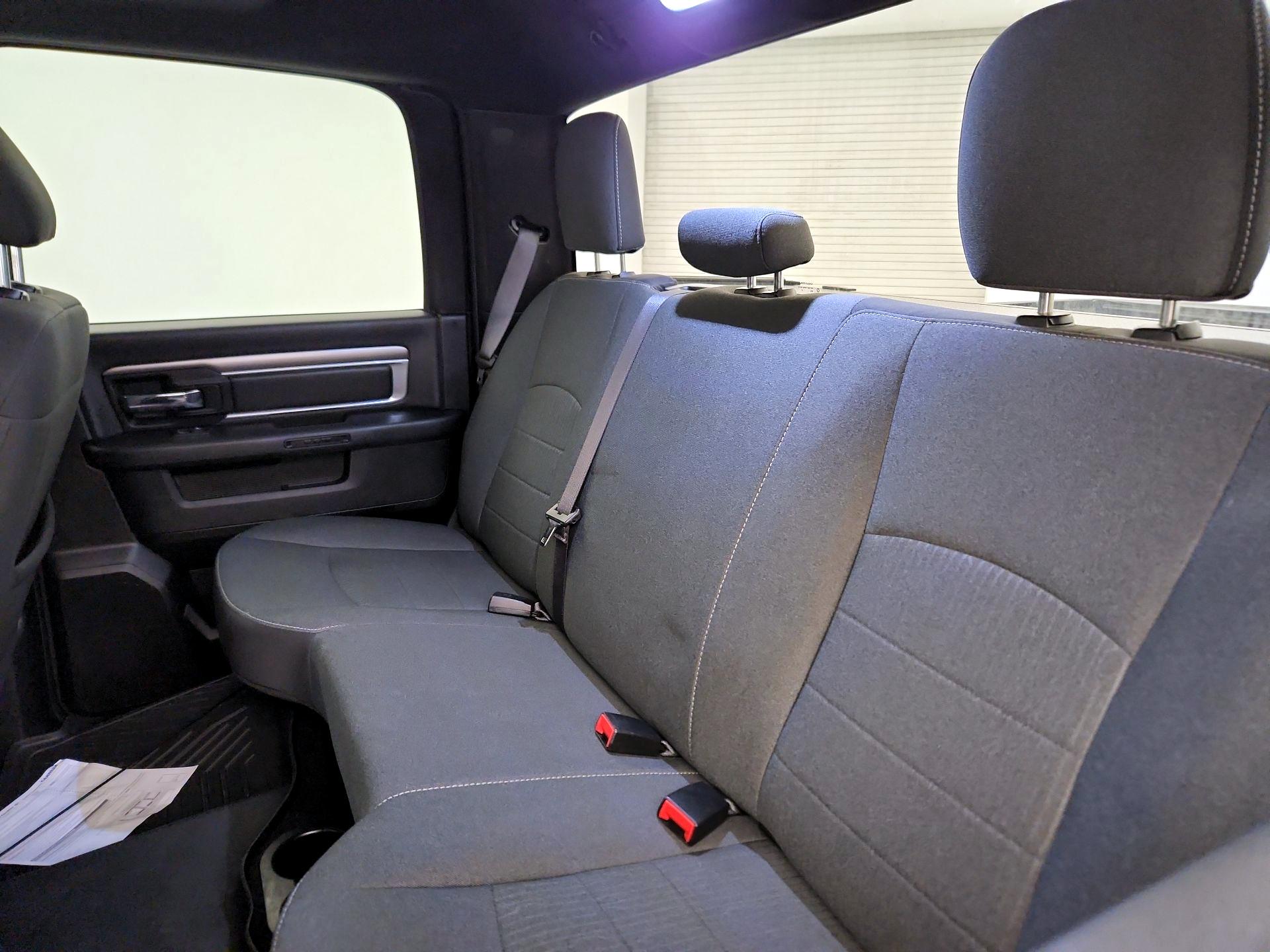 Thumbnail: 2024 RAM 1500 Classic - 19