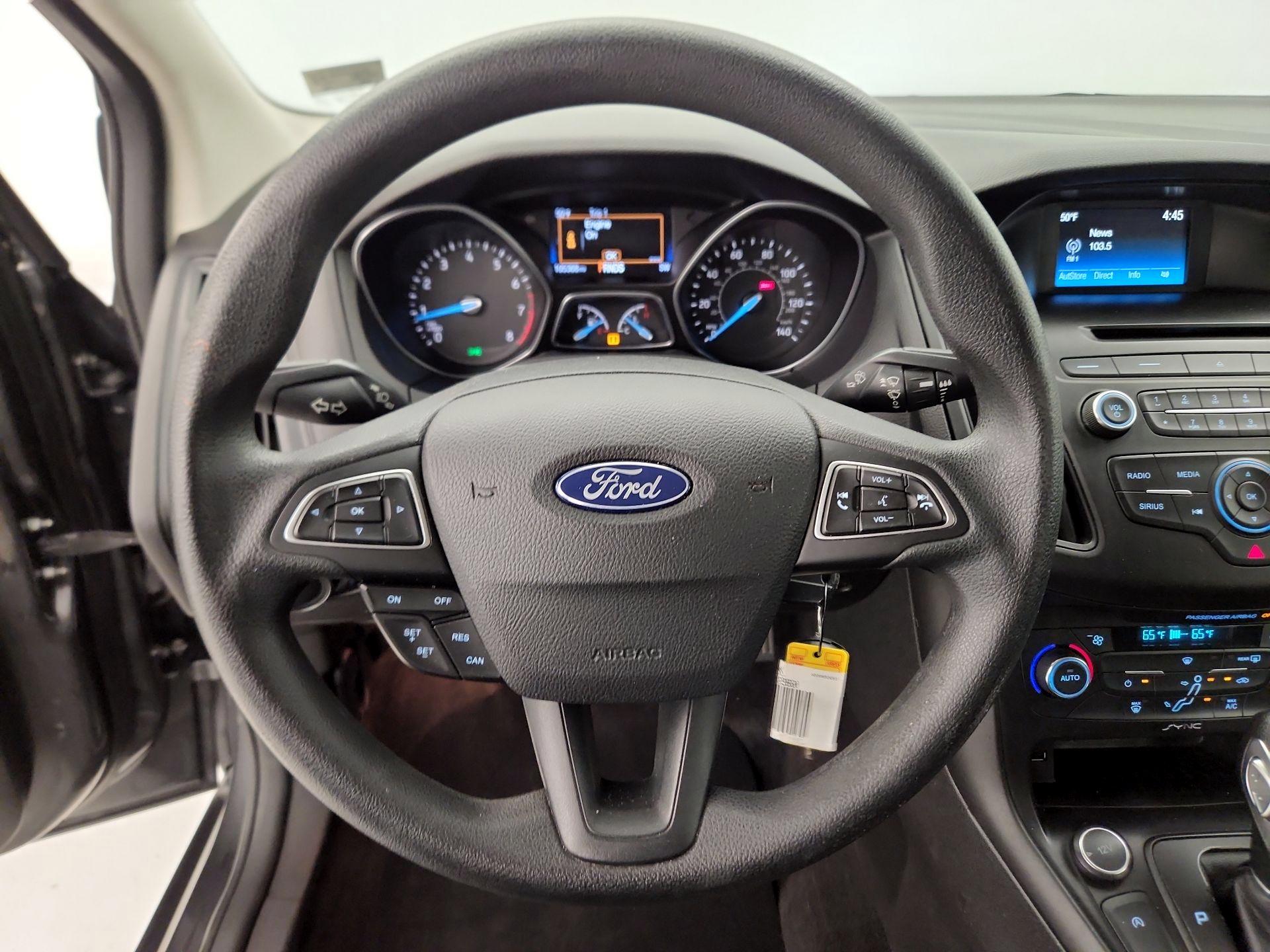 Thumbnail: 2017 Ford Focus - 10