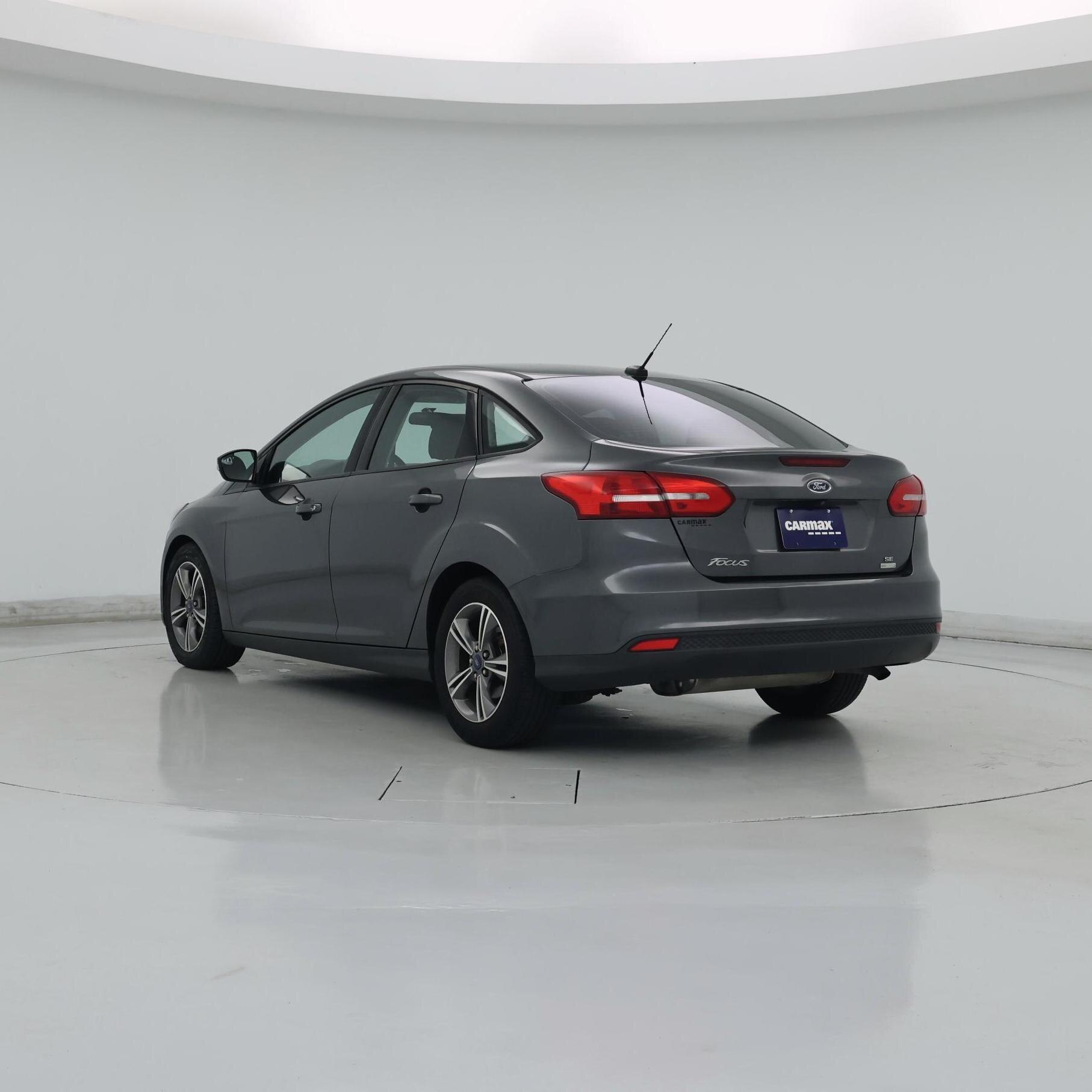 Thumbnail: 2017 Ford Focus - 2