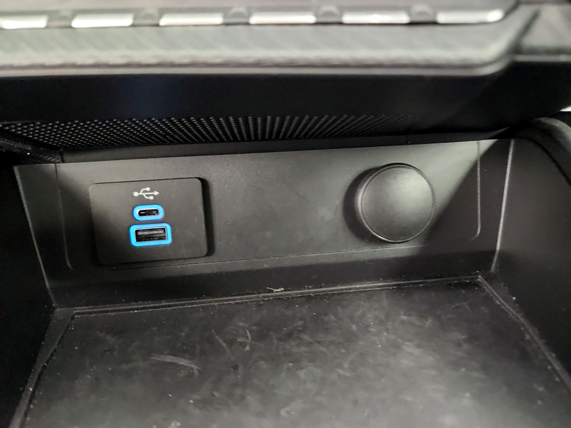 Thumbnail: 2025 Ford Mustang - 18