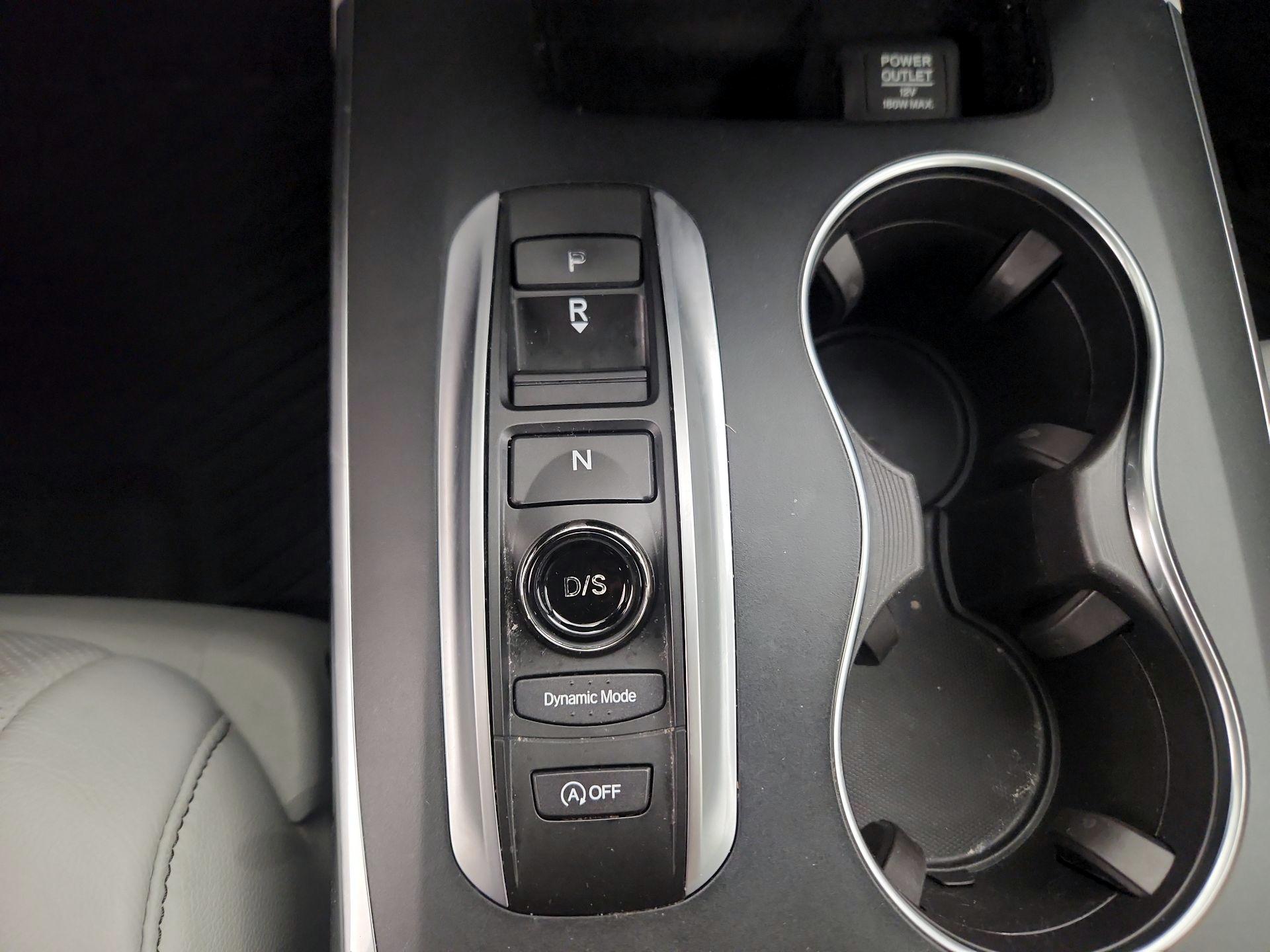 Thumbnail: 2019 Acura MDX - 18