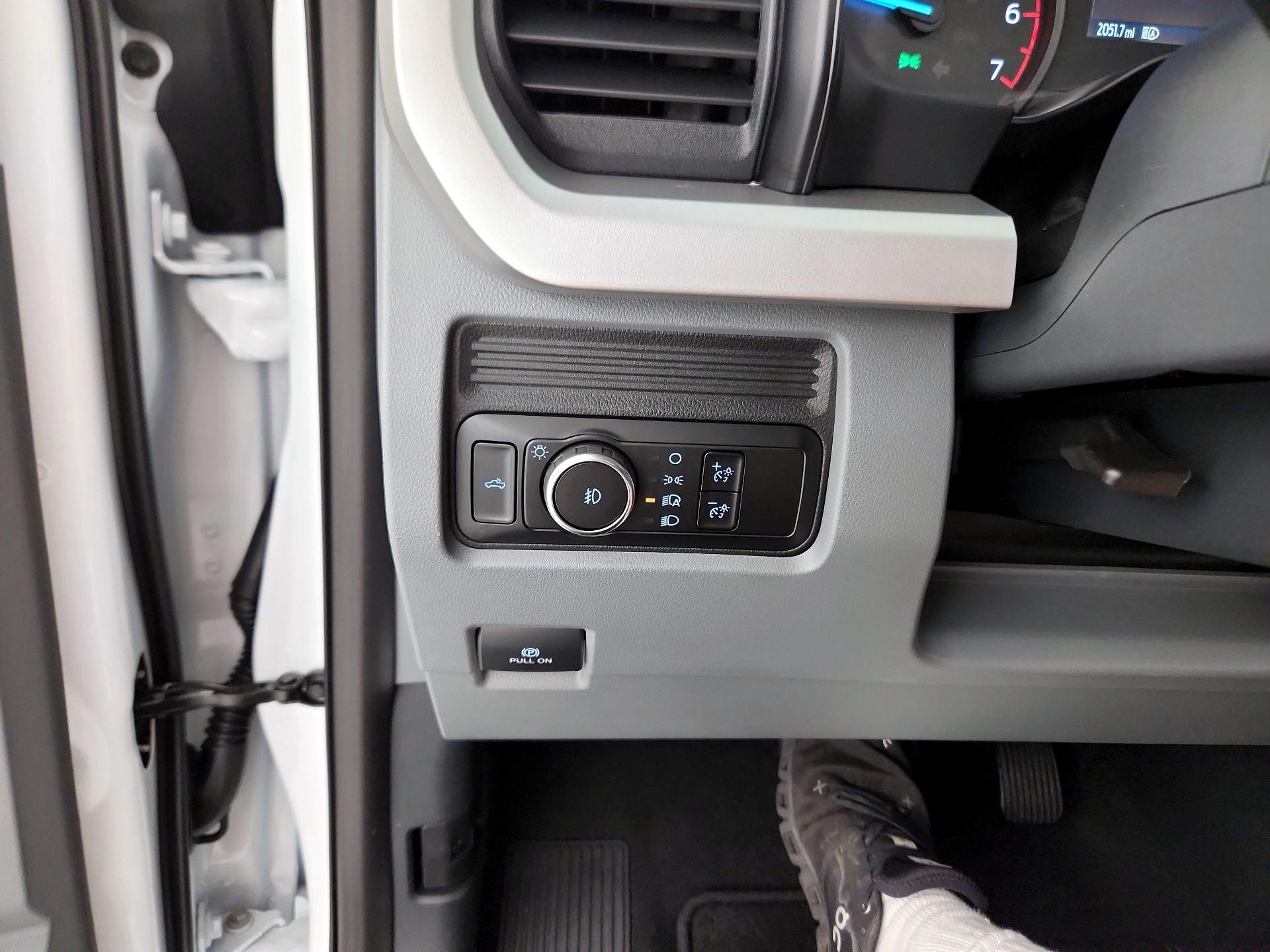 Thumbnail: 2025 Ford F-350 - 13