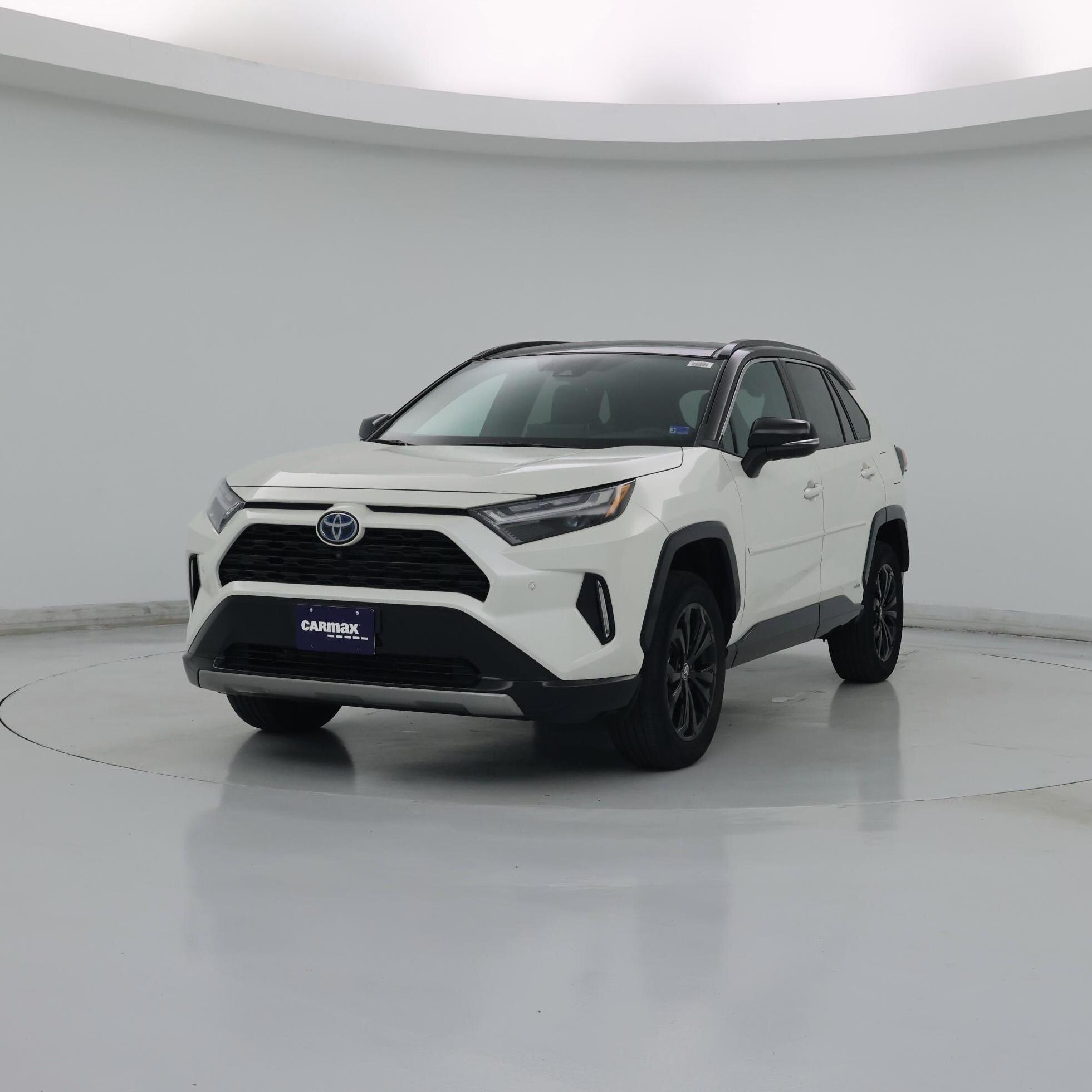 Thumbnail: 2022 Toyota RAV4 - 4