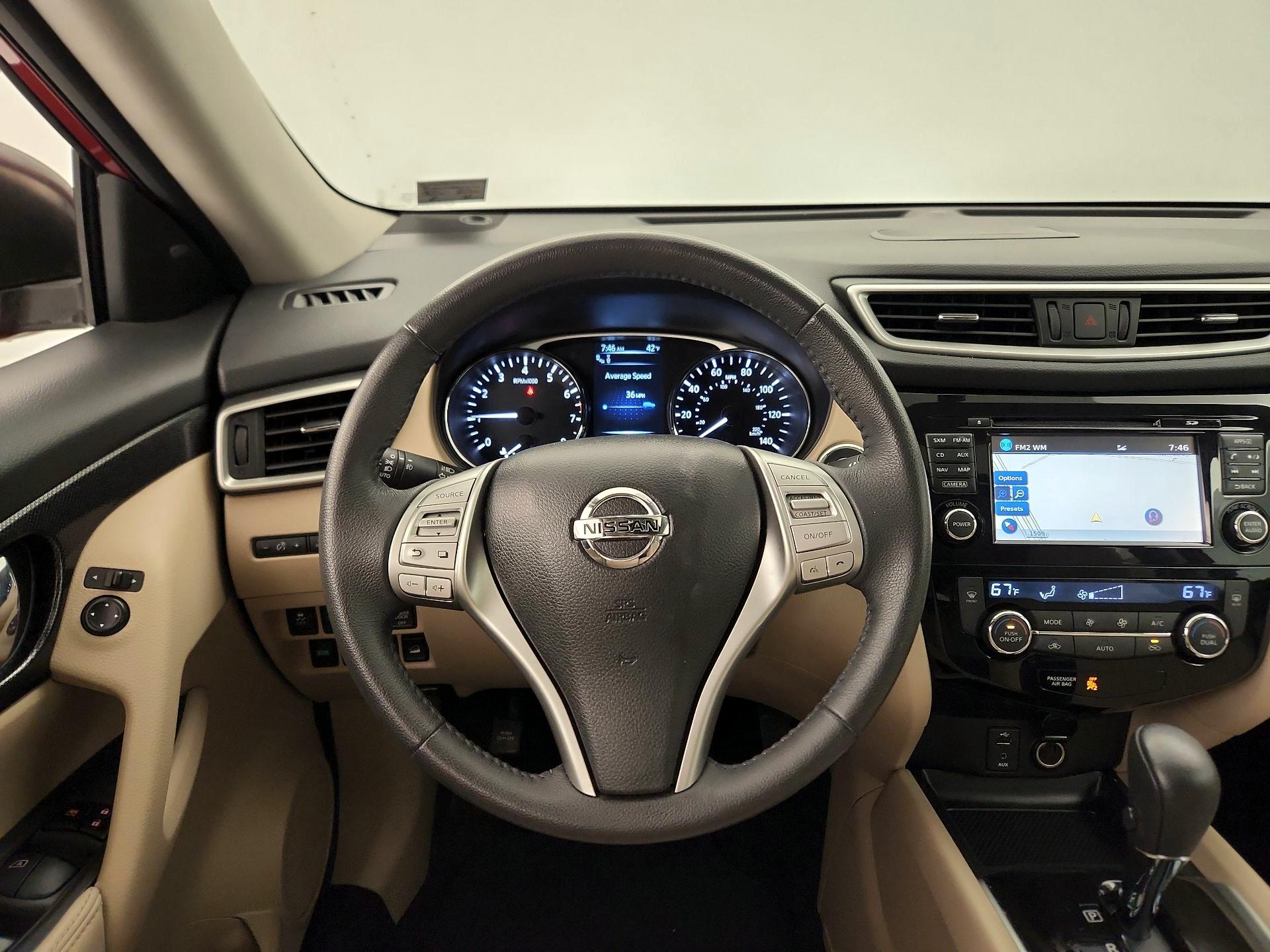 Thumbnail: 2016 Nissan Rogue - 10